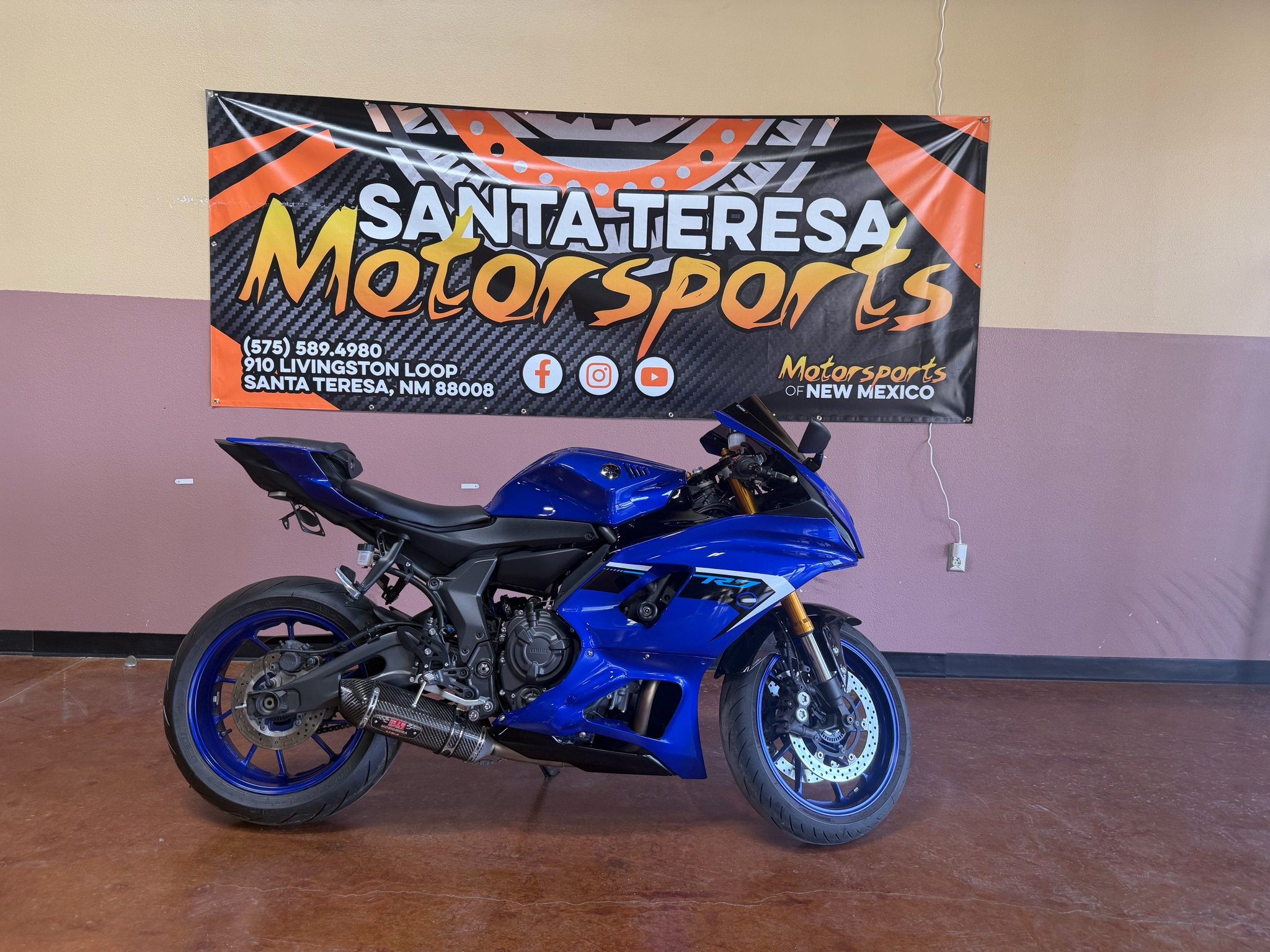 2025 Yamaha YZF-R7 1