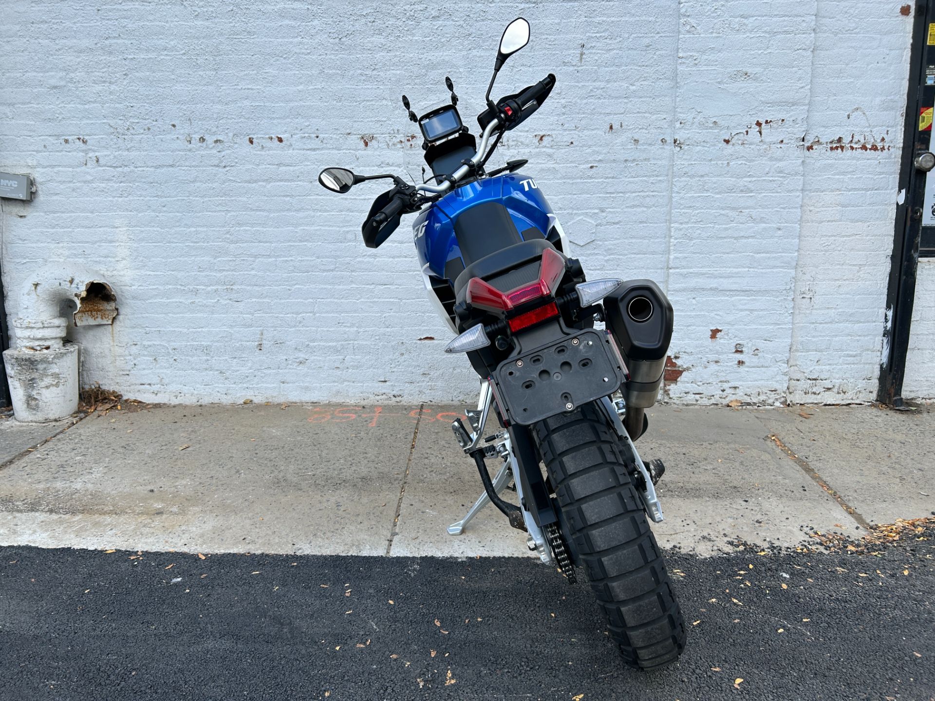 2023 Aprilia Tuareg 660 in Long Island City, New York - Photo 6