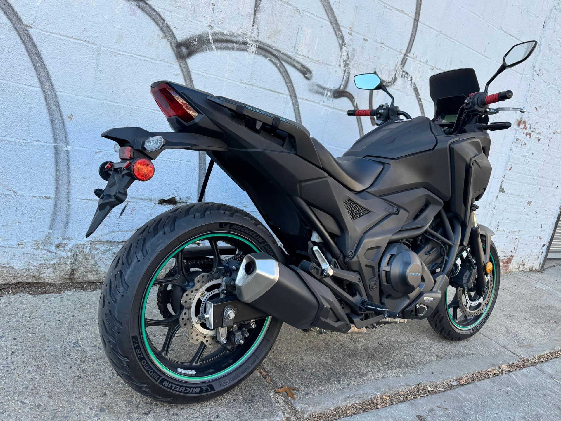 2024 Honda NC750X DCT in Long Island City, New York - Photo 4