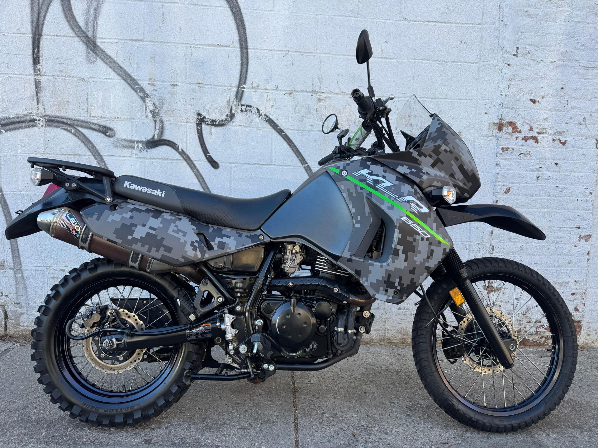 2017 Kawasaki KLR650 in Long Island City, New York - Photo 2