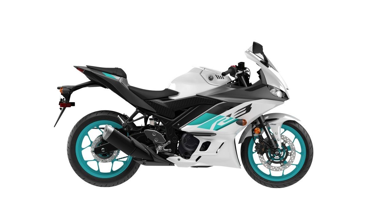2024 Yamaha R3 in Long Island City, New York