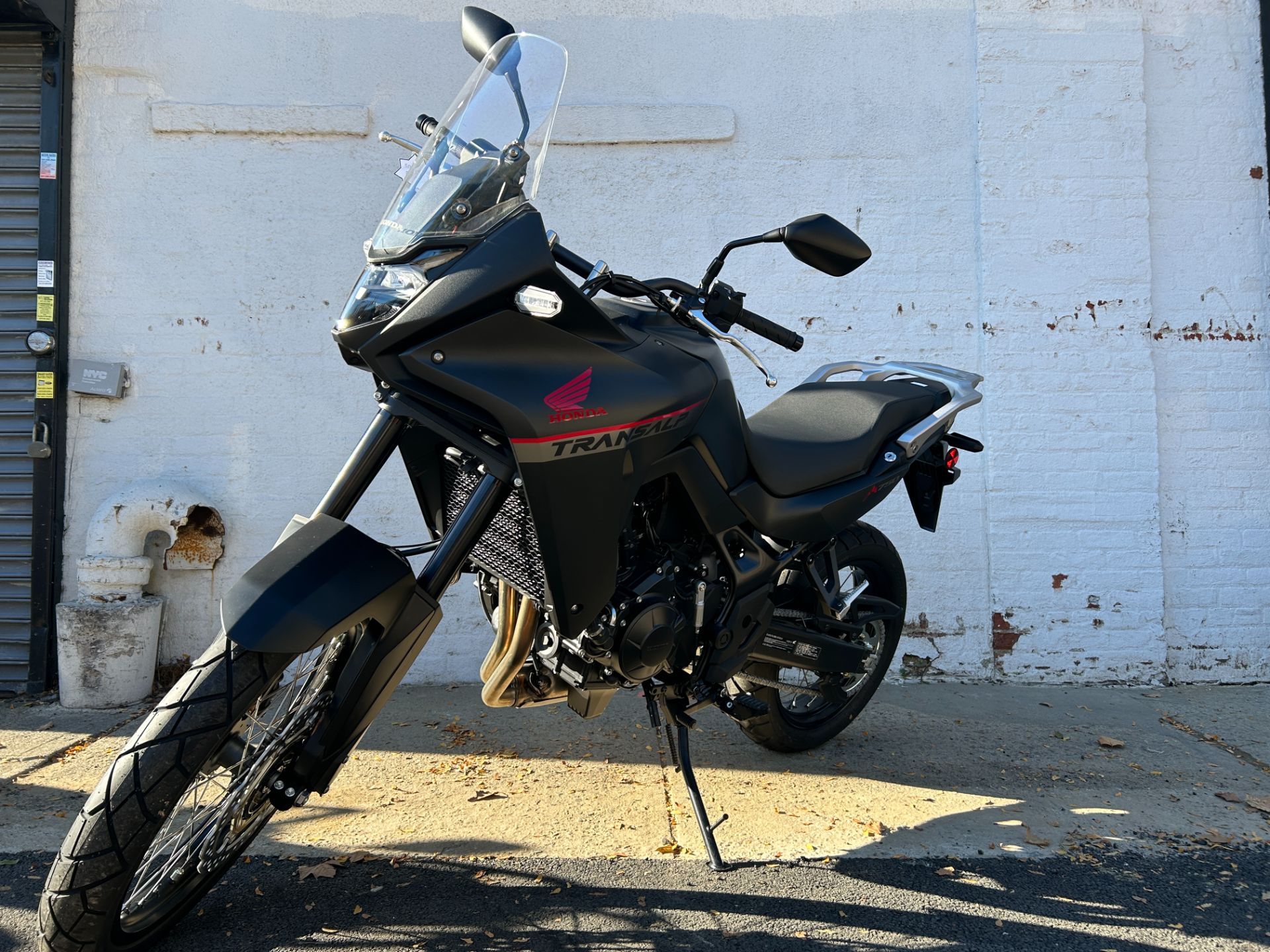 2024 Honda Transalp in Long Island City, New York - Photo 4