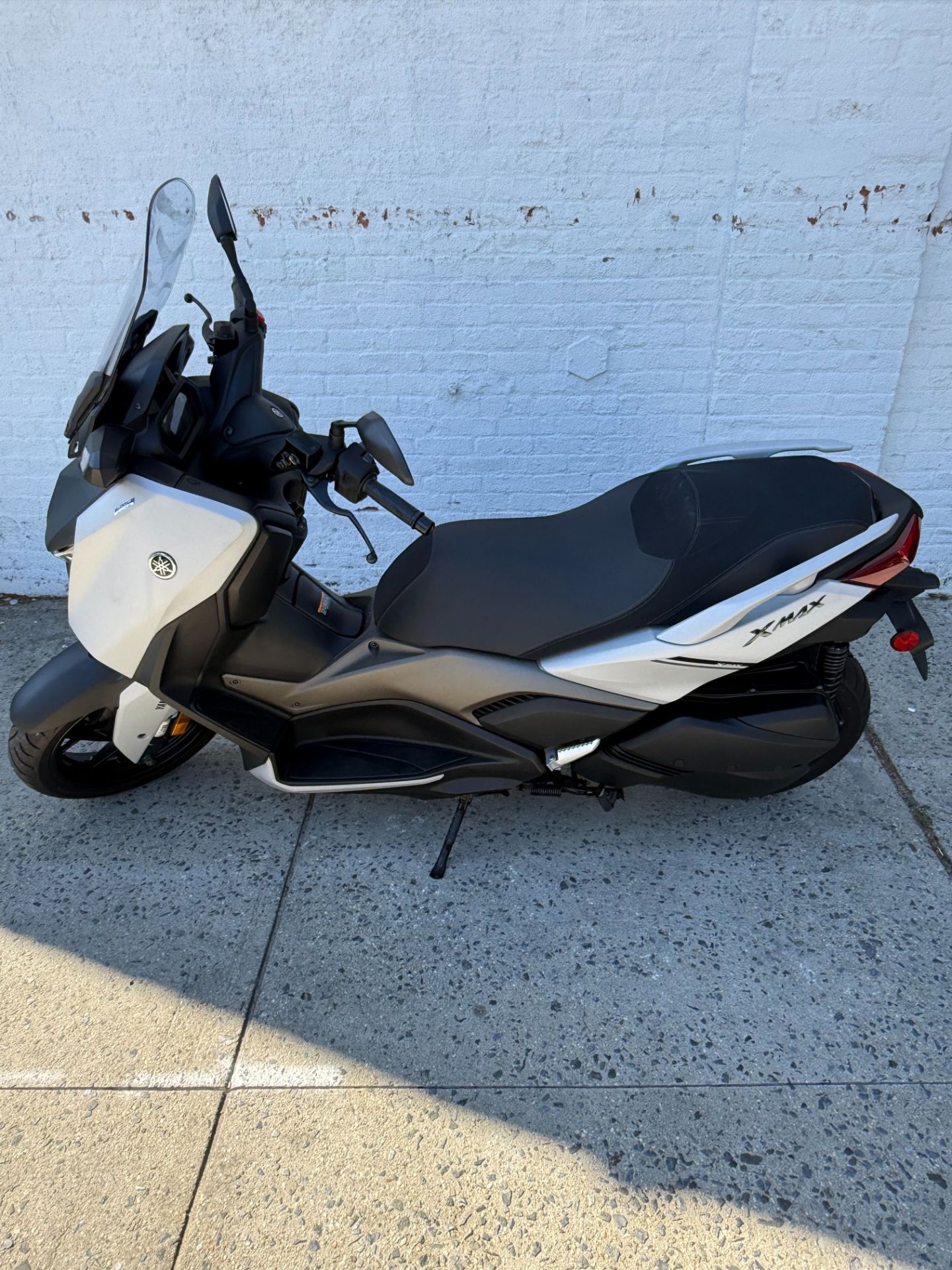 2024 Yamaha XMAX in Long Island City, New York - Photo 3