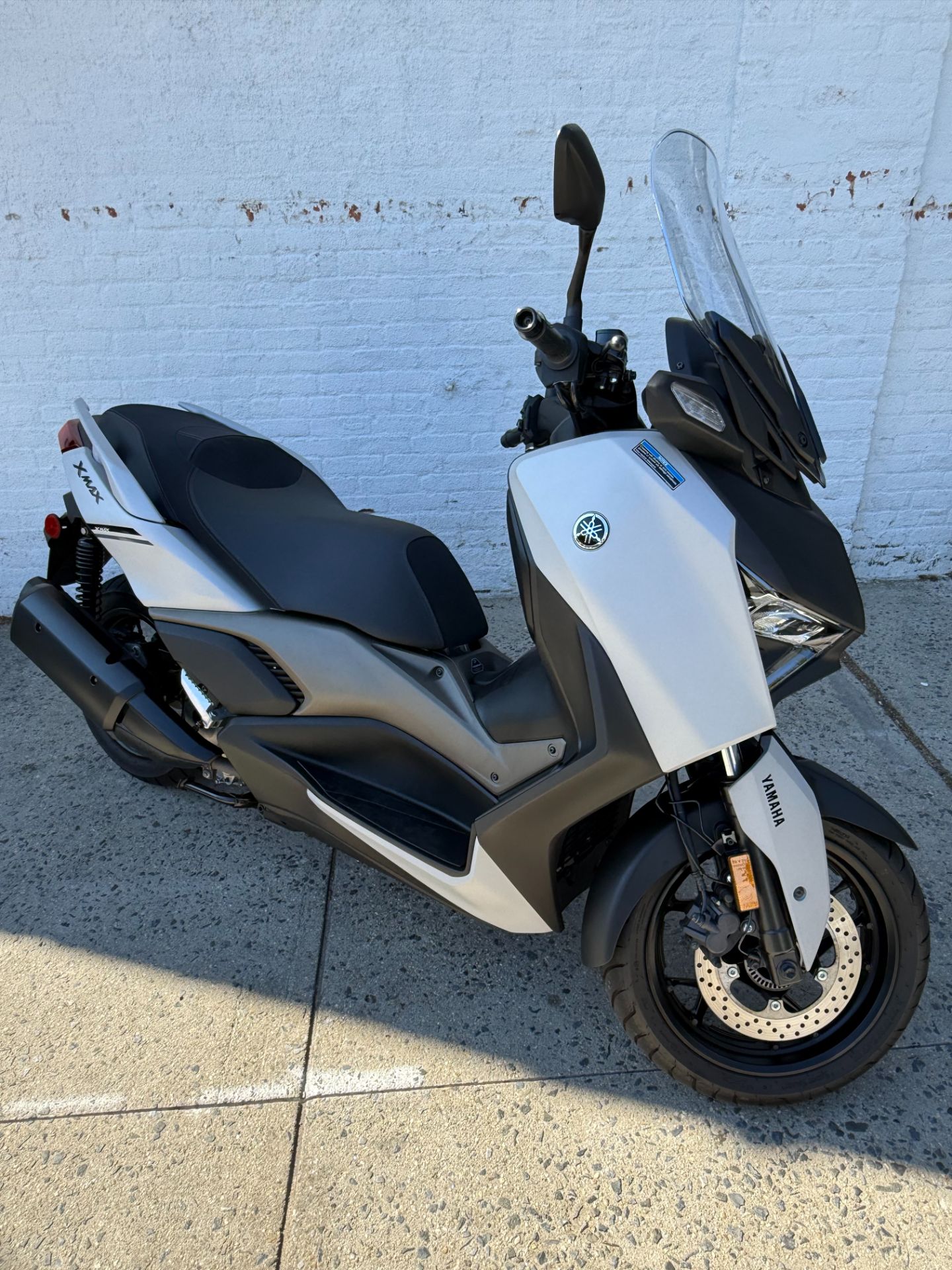 2024 Yamaha XMAX in Long Island City, New York - Photo 5