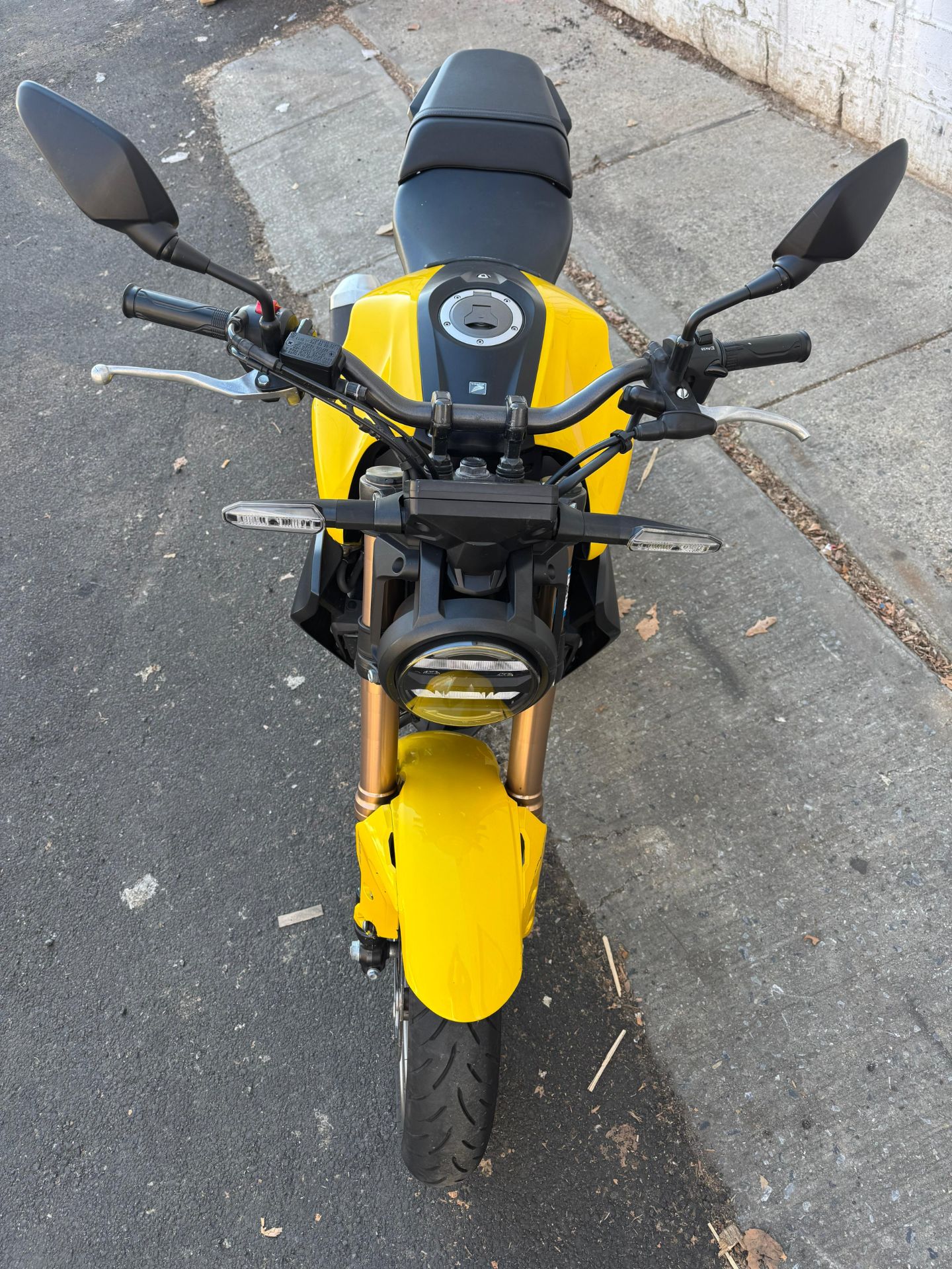 2024 Honda CB300R ABS in Long Island City, New York - Photo 5