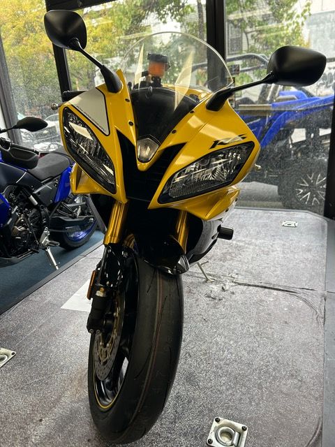2006 Yamaha YZFR6 in Long Island City, New York - Photo 3