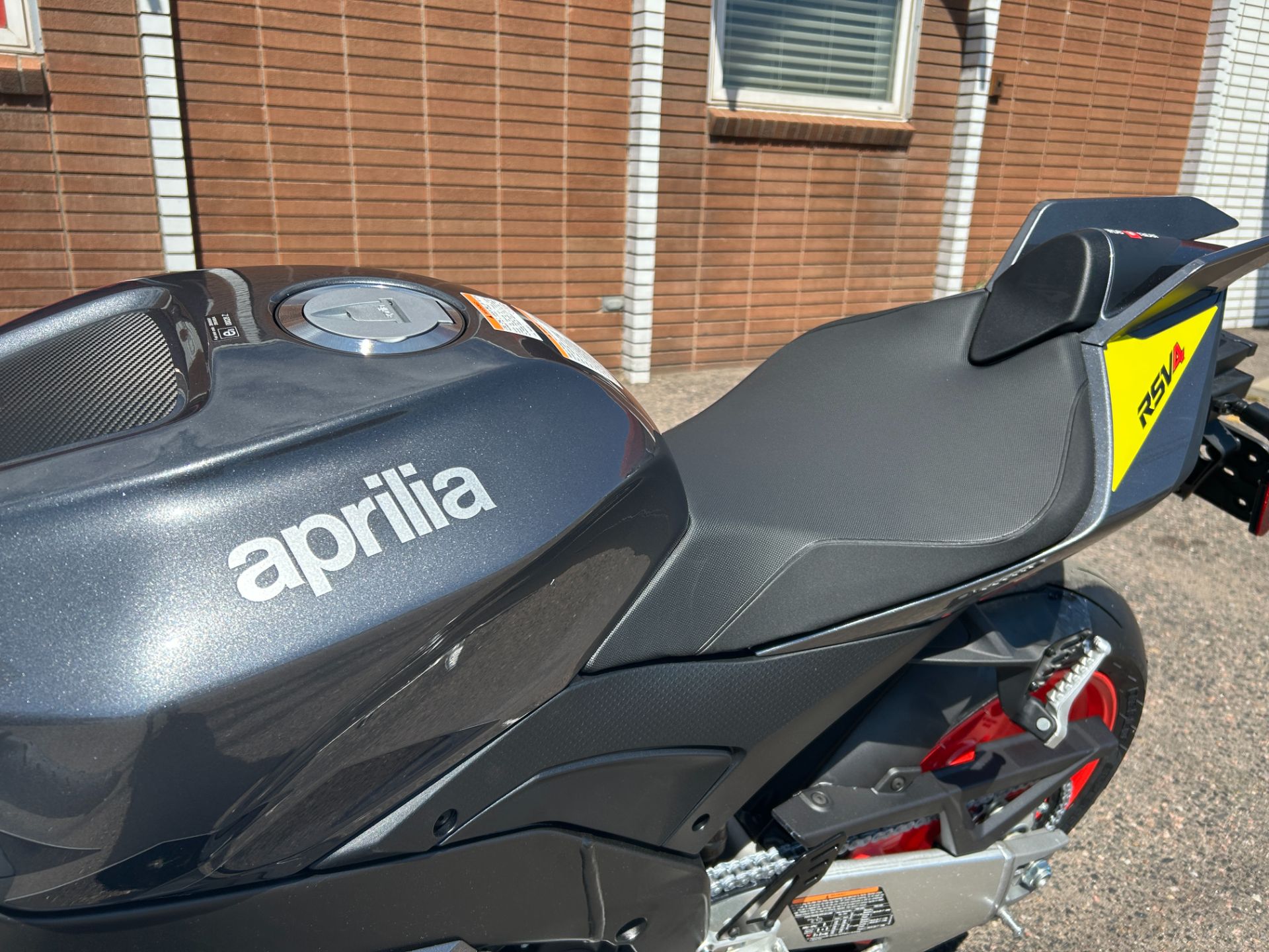 new-2026-aprilia-rsv4-1100-denver-co-specs-price-photos-poison