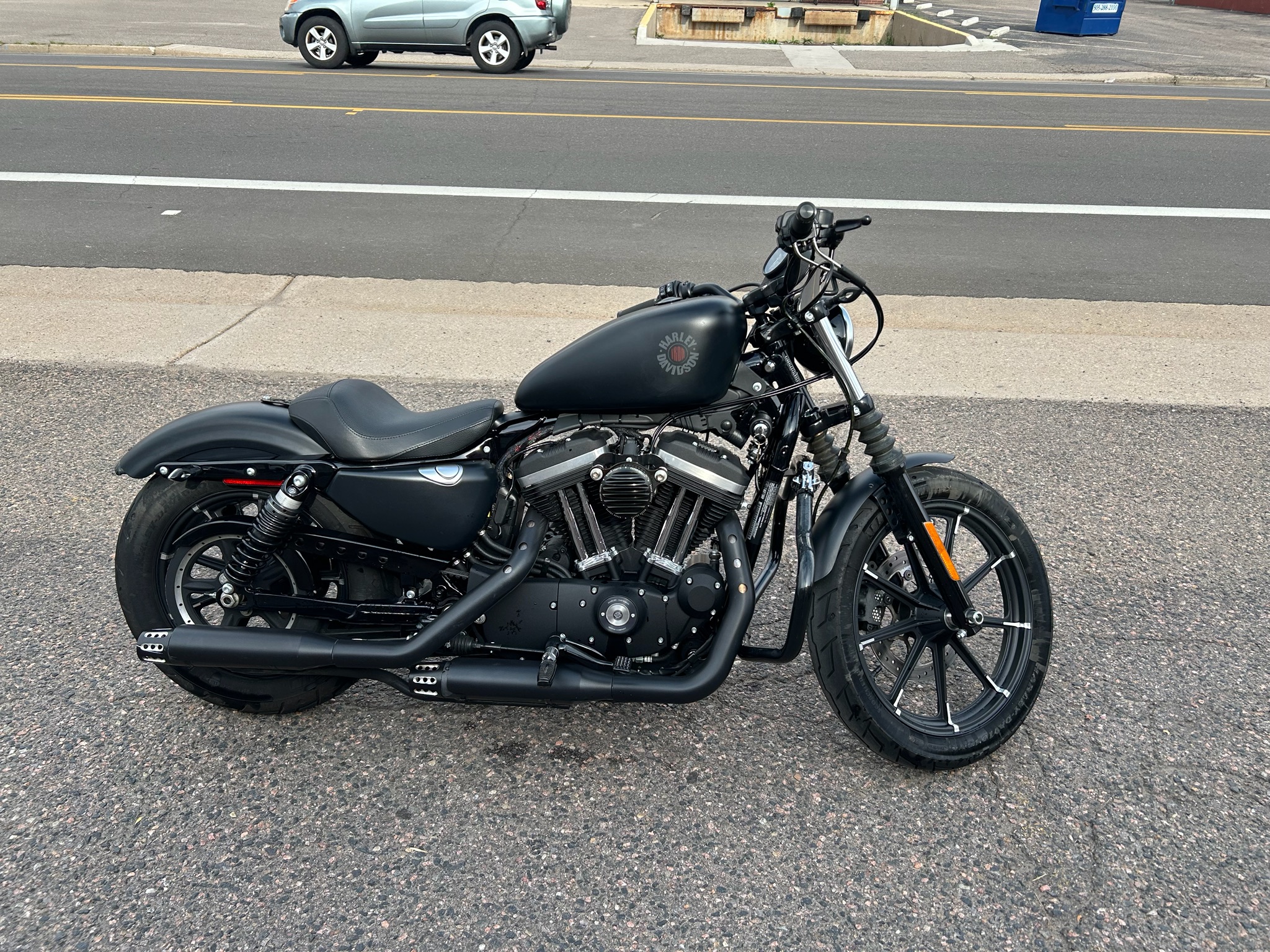 2020 Harley-Davidson Iron 883 1