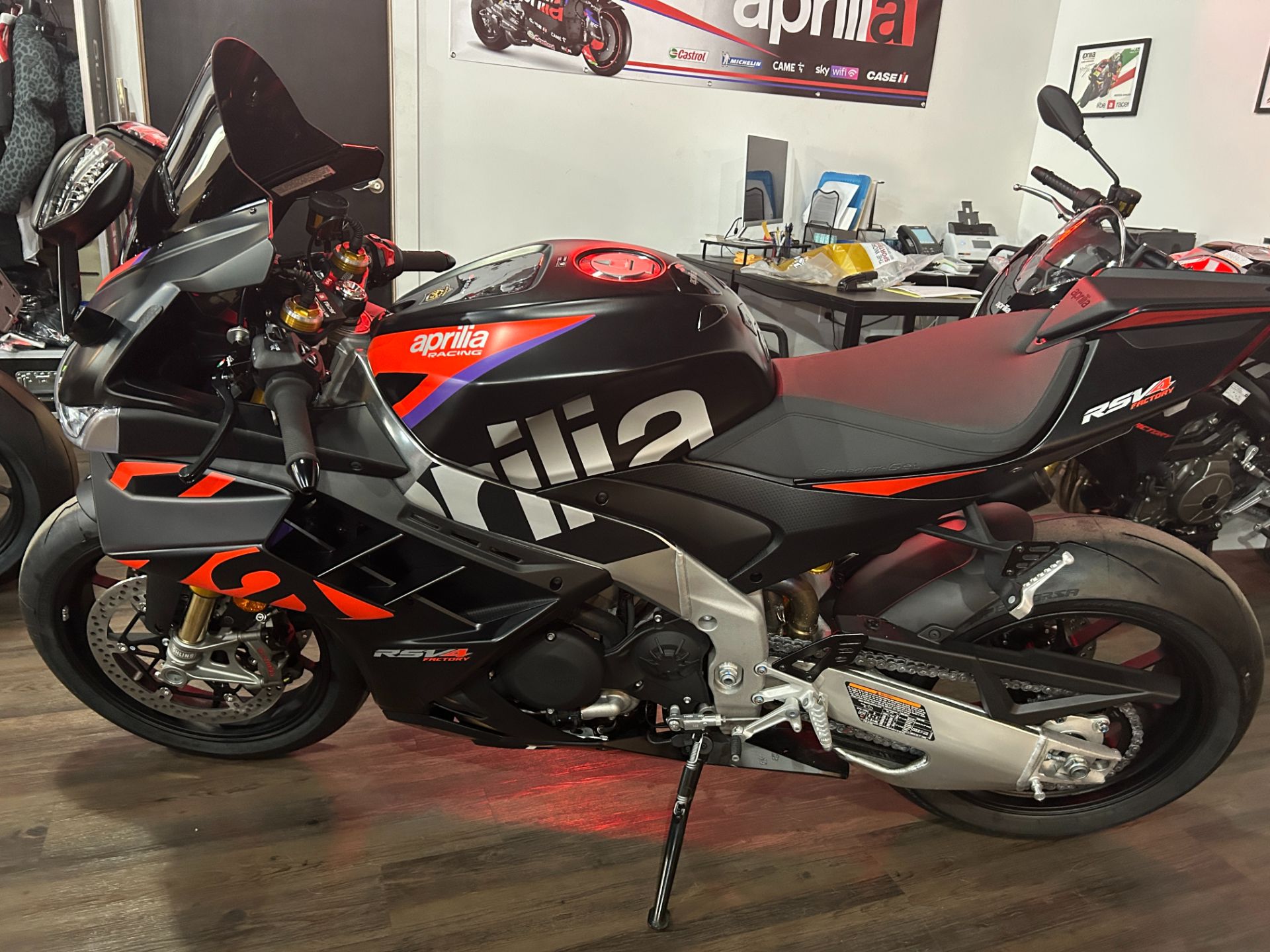 Aprilia Rsv Aprilia Rsv4 Track Bike For Sale New Rsv4 2021 Aprilia