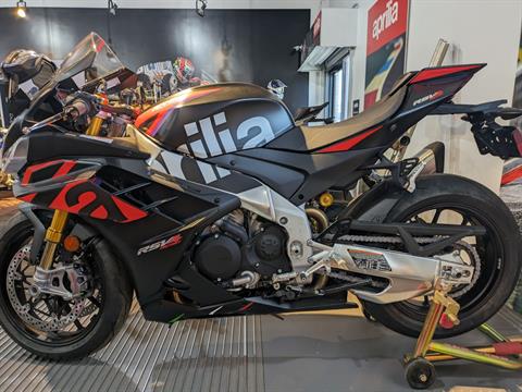 New 2025 Aprilia RSV4 1100 Factory, Denver CO Specs, Price