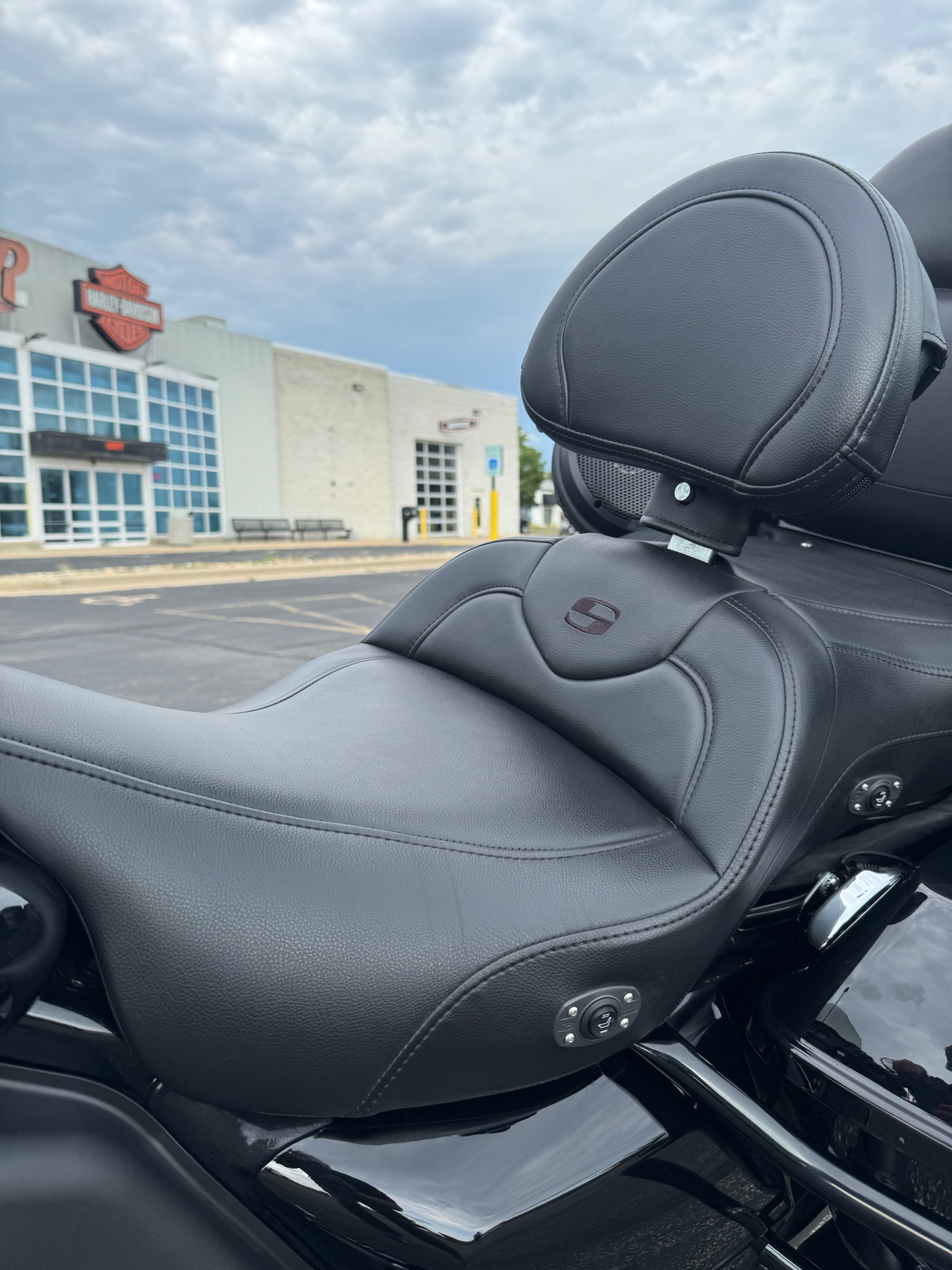 2023 Harley-Davidson Ultra Limited 8