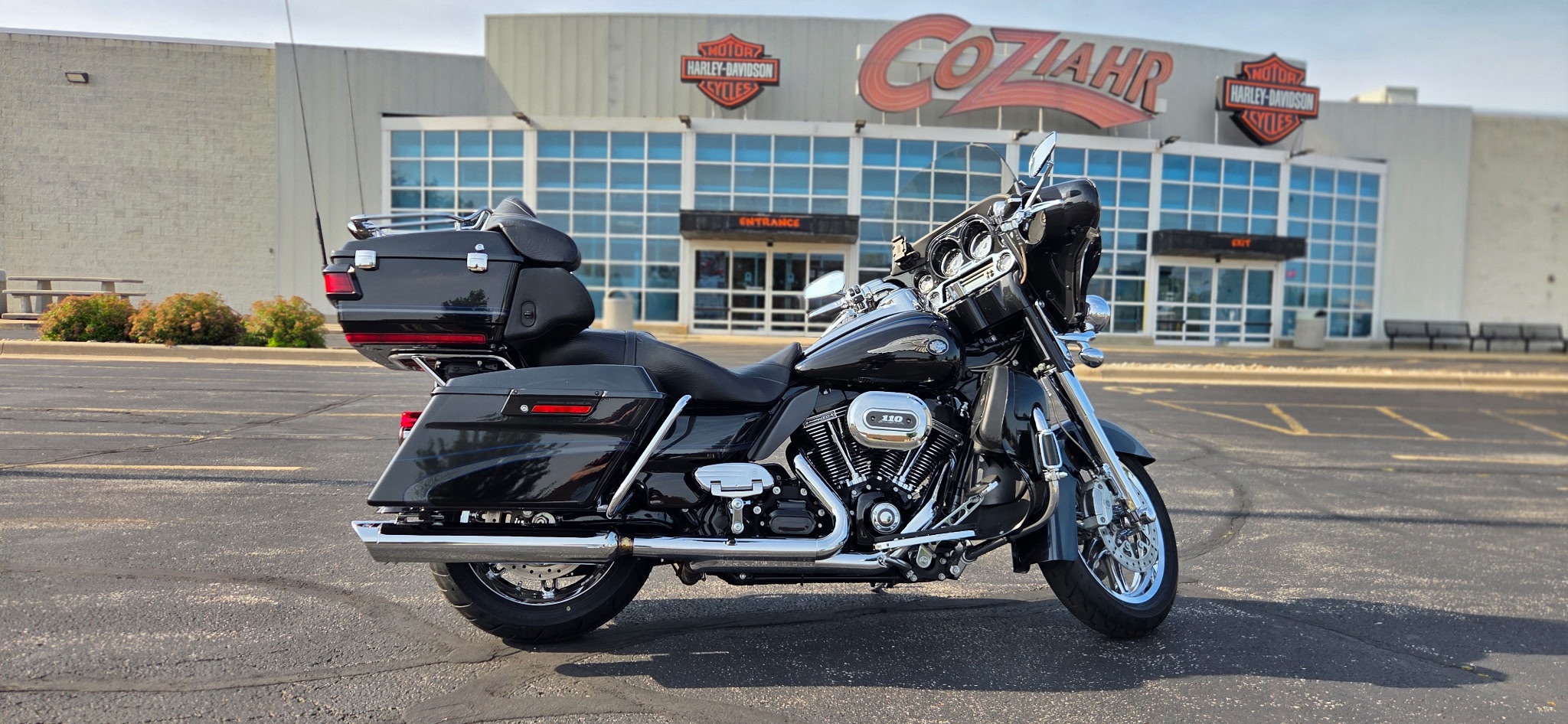 2013 Harley-Davidson CVO Ultra Classic® Electra Glide® 110th Anniversar for sale 1197626