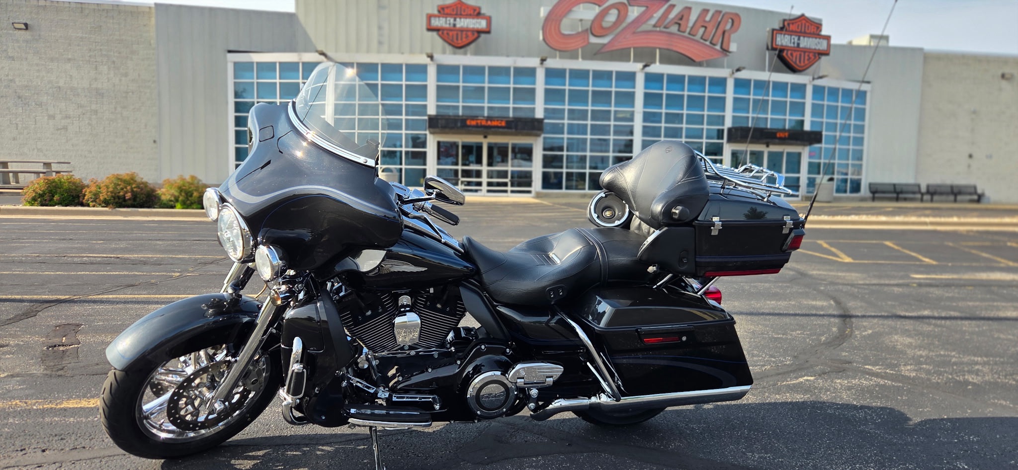 2013 Harley-Davidson CVO Ultra Classic® Electra Glide® 110th Anniversar 4