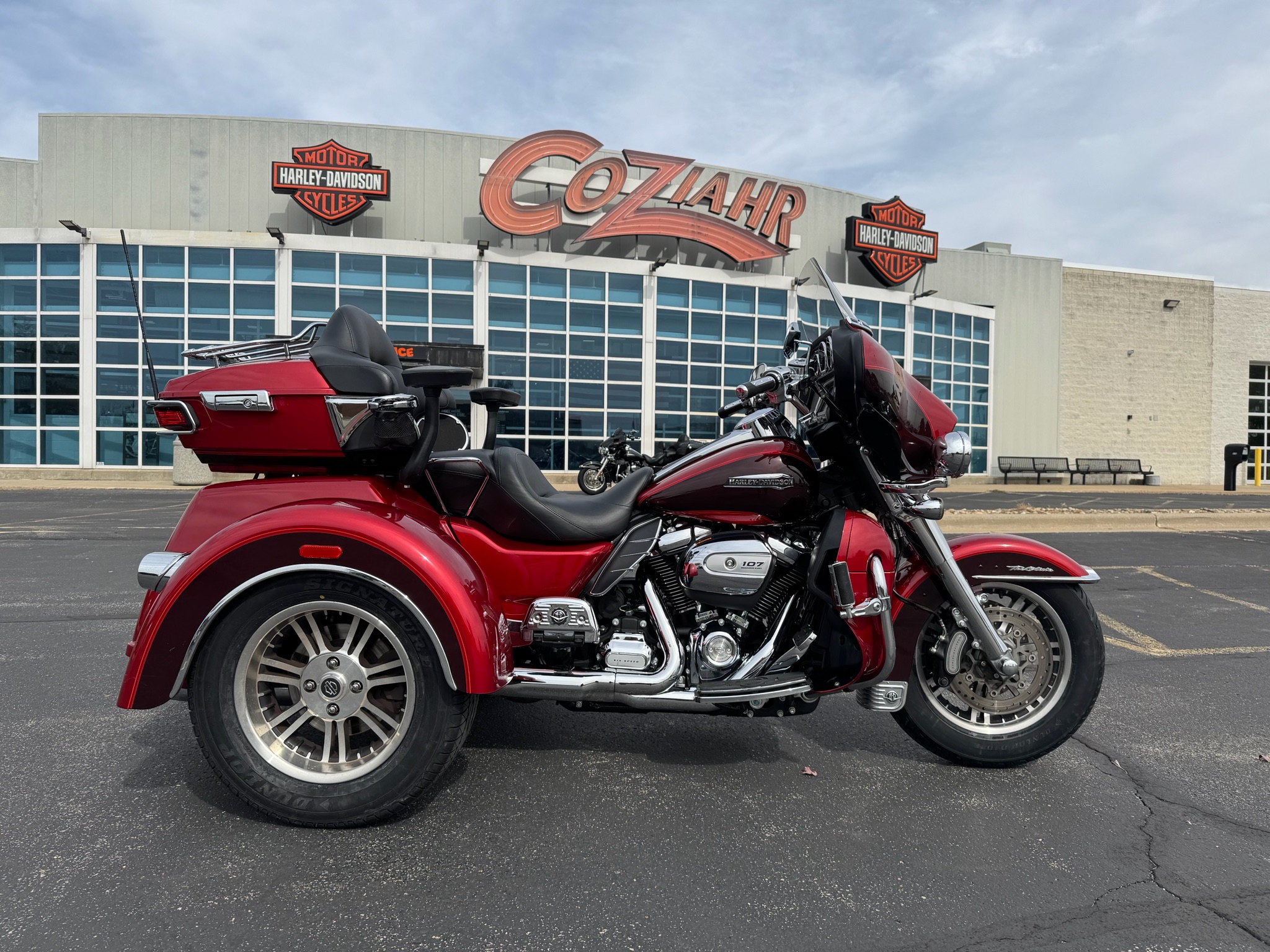 2018 Harley-Davidson Tri Glide® Ultra for sale 1317826