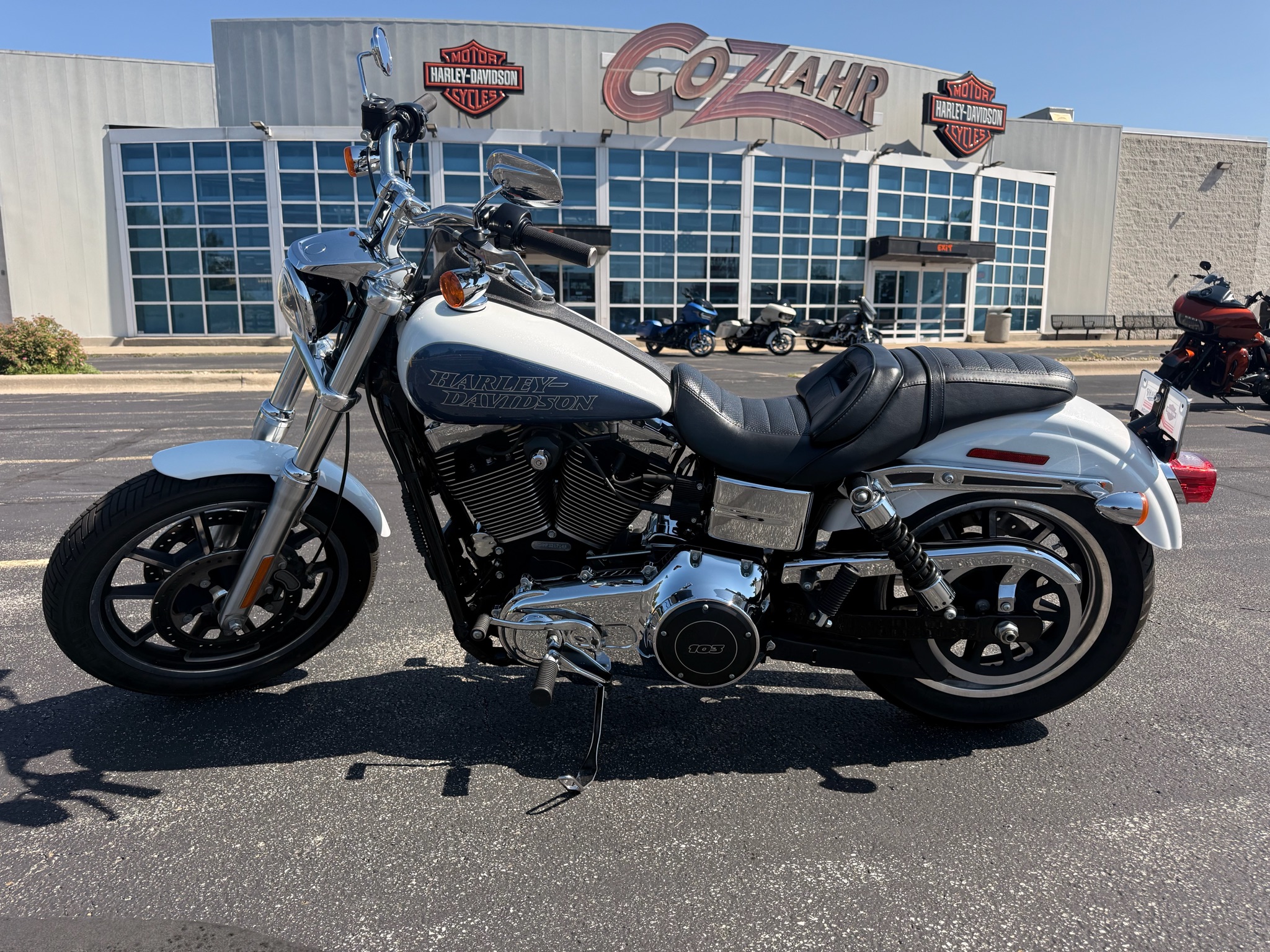 2015 Harley-Davidson Low Rider® 4