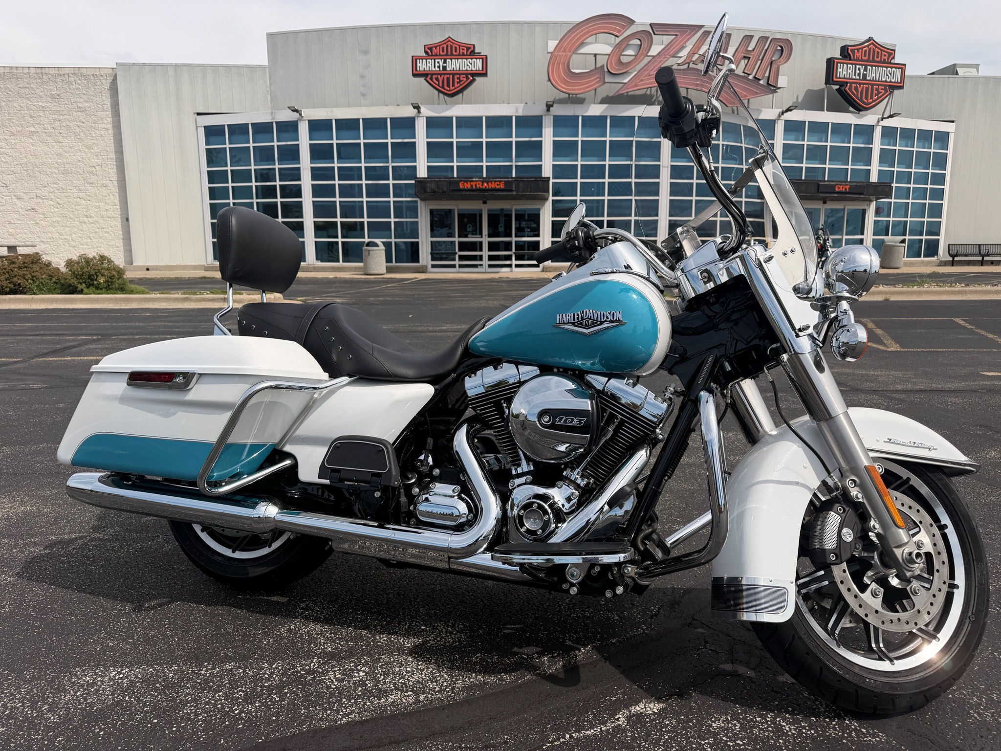 2016 Harley-Davidson Road King® 1