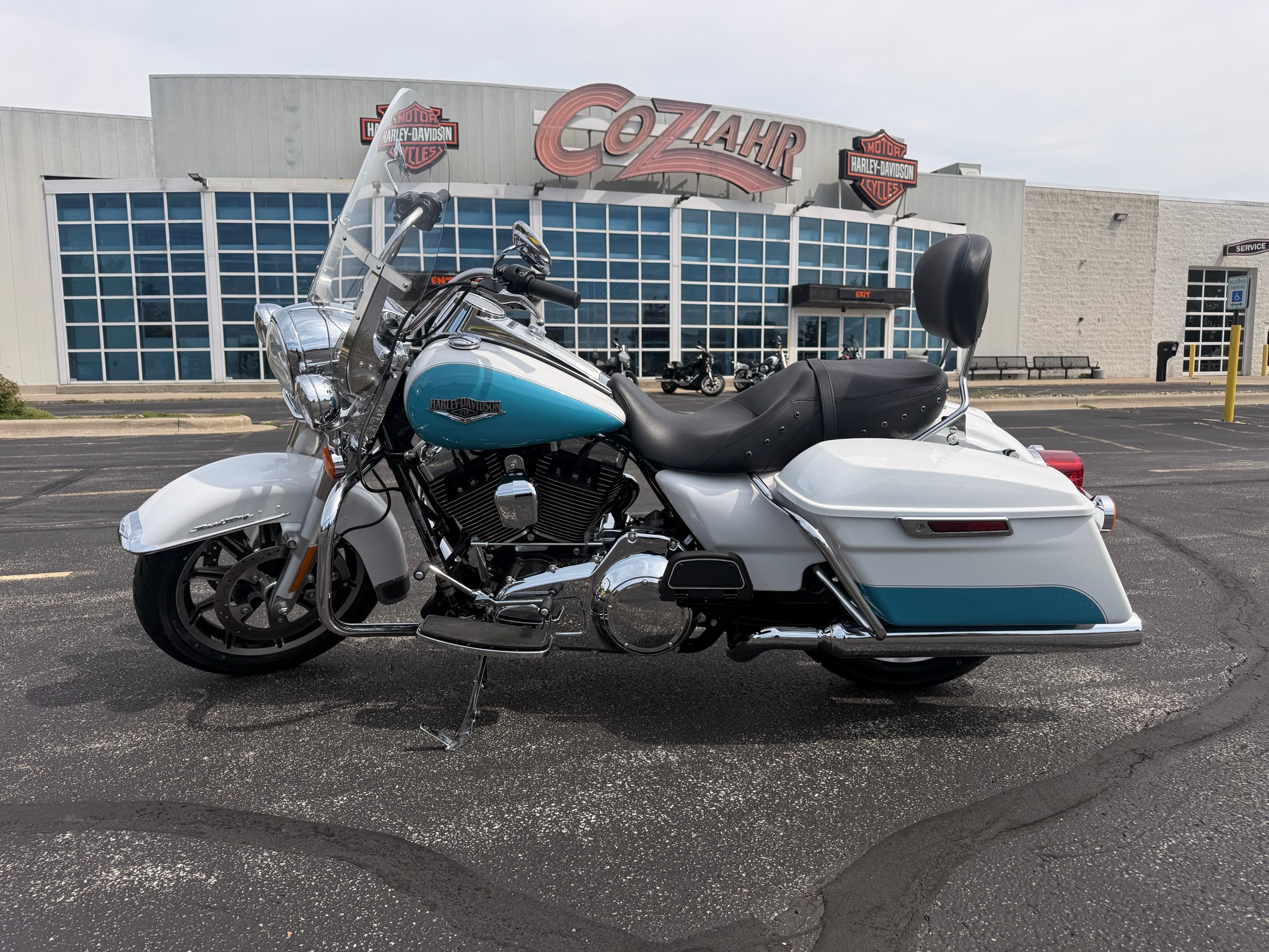 2016 Harley-Davidson Road King® 4