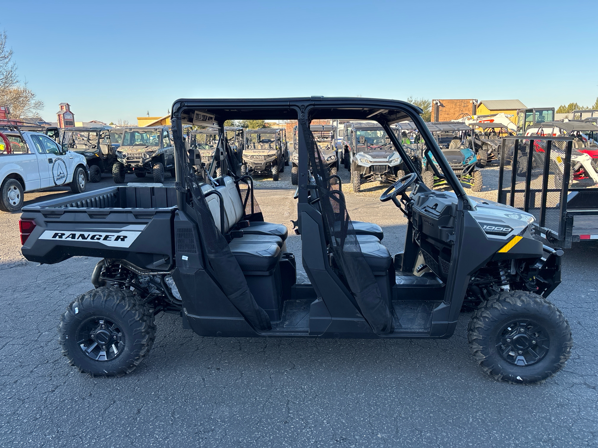 2025 Polaris Ranger Crew 1000 Premium in Paso Robles, California - Photo 3