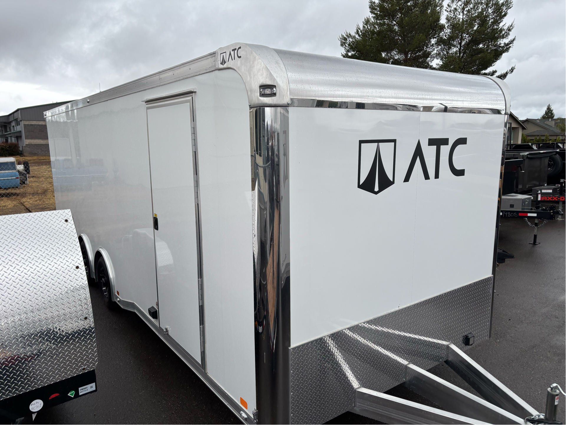 2025 ATC 8.5X20 MD ENCLOSED CAR HAULER 7K ROM400 in Paso Robles, California - Photo 2