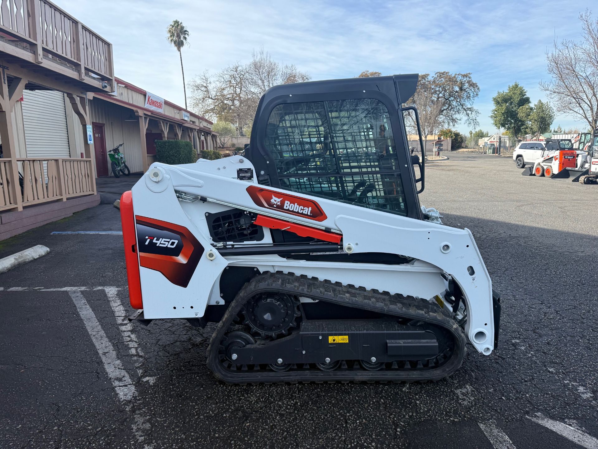 2024 Bobcat T450 in Paso Robles, California - Photo 3