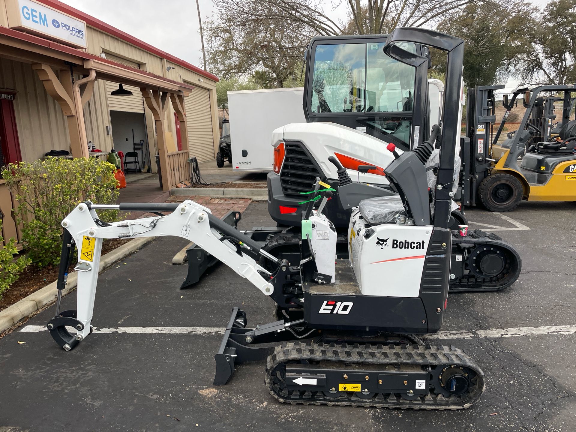 2024 Bobcat E10 in Paso Robles, California - Photo 2