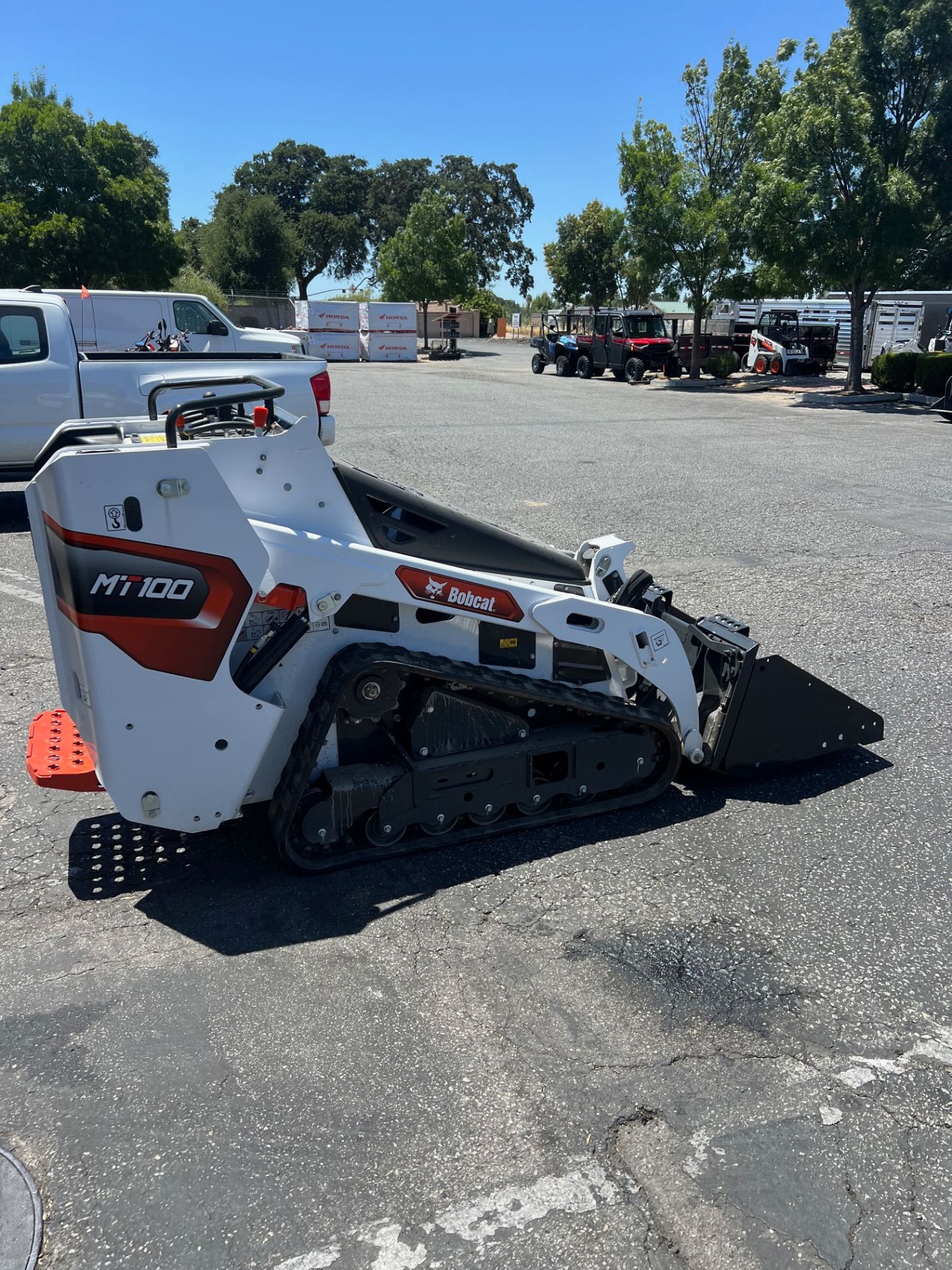 2025 Bobcat MT100 Mini Track Loader in Paso Robles, California - Photo 4