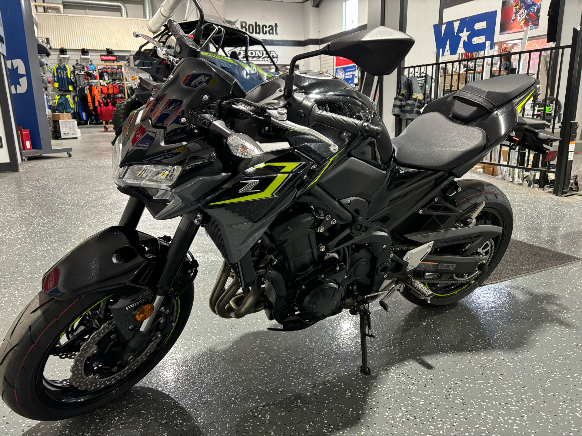2024 Kawasaki Z900 ABS in Paso Robles, California - Photo 2