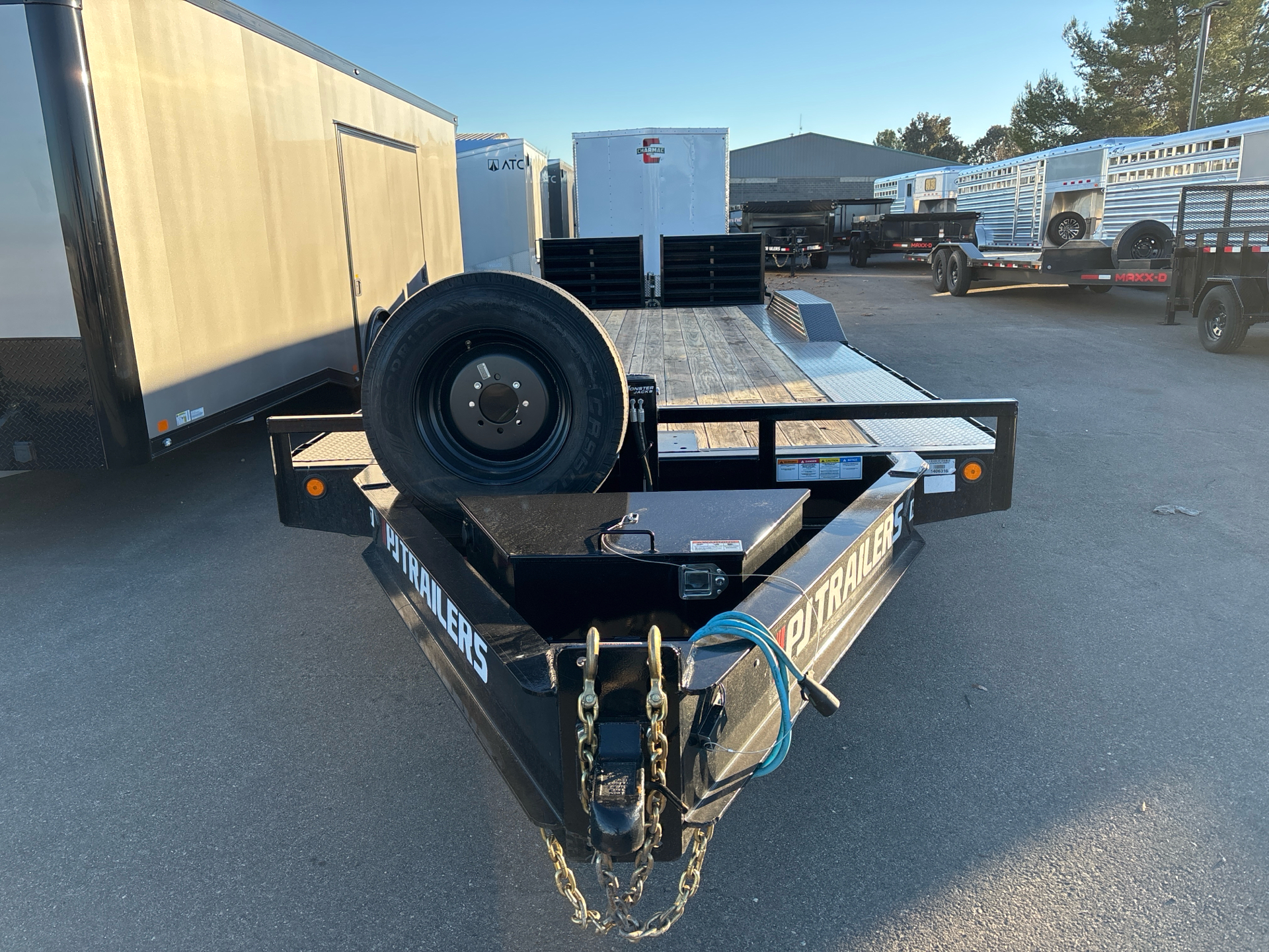 2024 PJ Trailers 24x8.5 10" Pro-Beam Super-Wide Equipment Trailer in Paso Robles, California - Photo 3