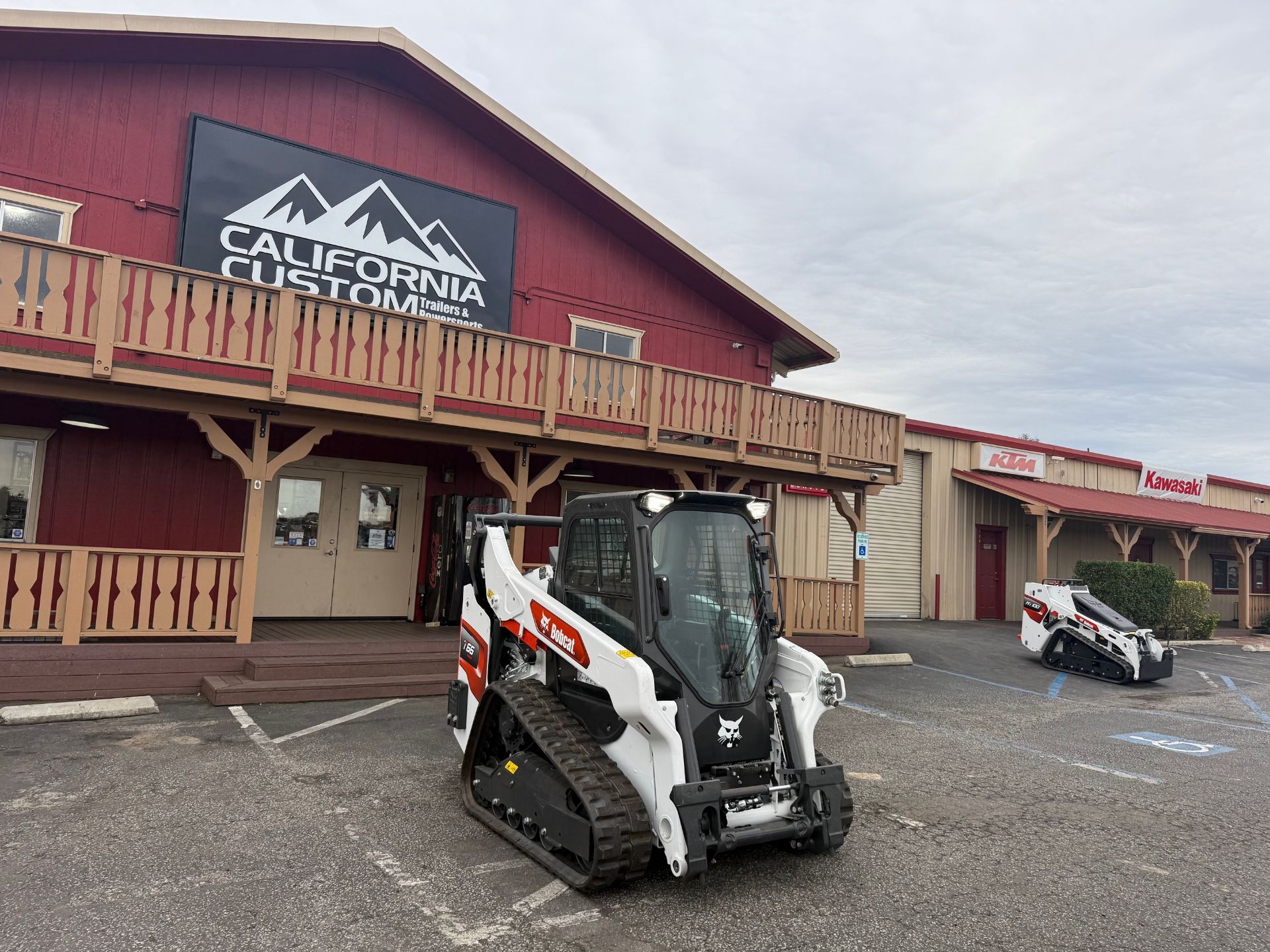 2025 Bobcat T66 COMPACT TRACK LOADER in Paso Robles, California - Photo 1