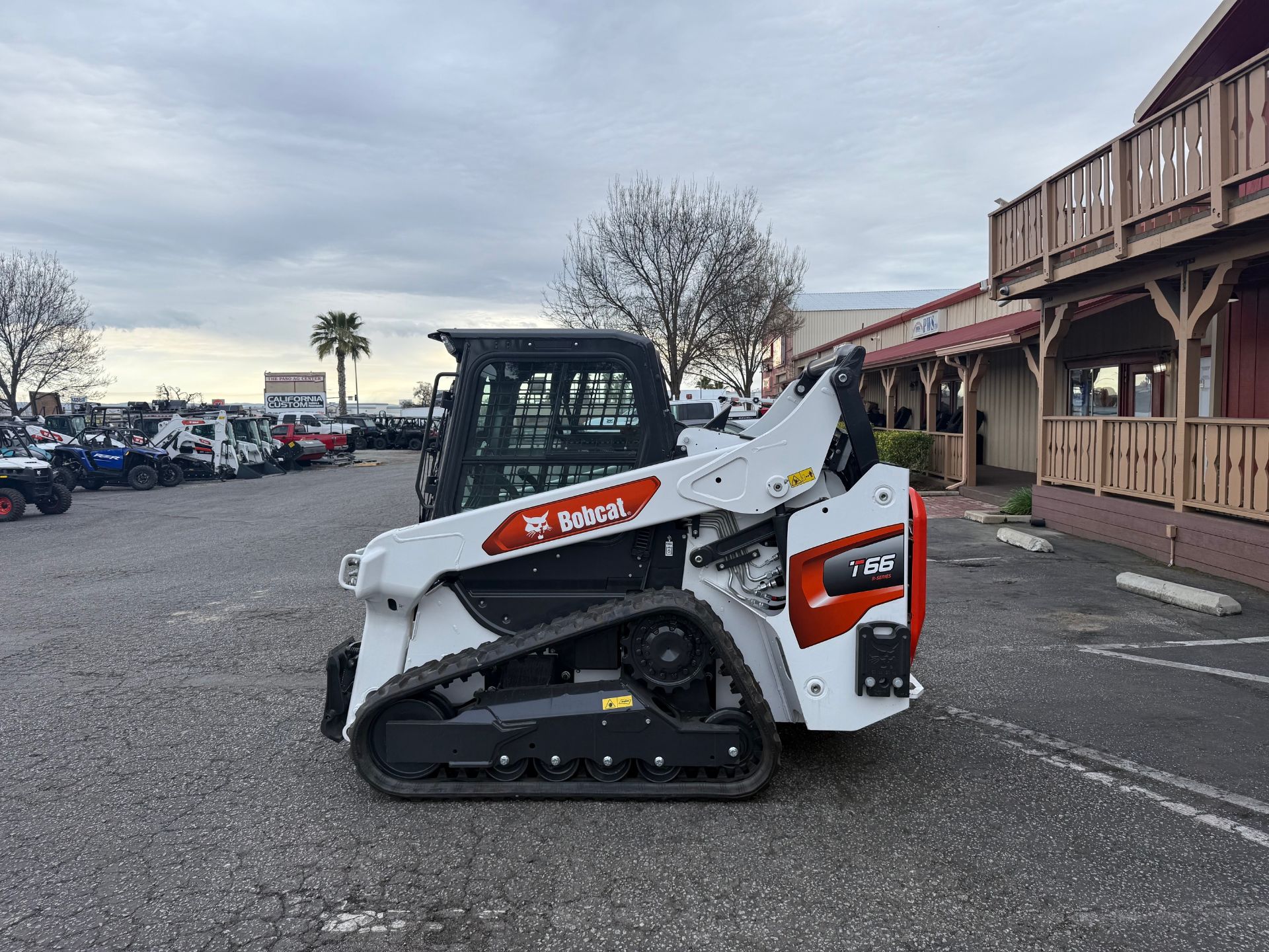2025 Bobcat T66 COMPACT TRACK LOADER in Paso Robles, California - Photo 5