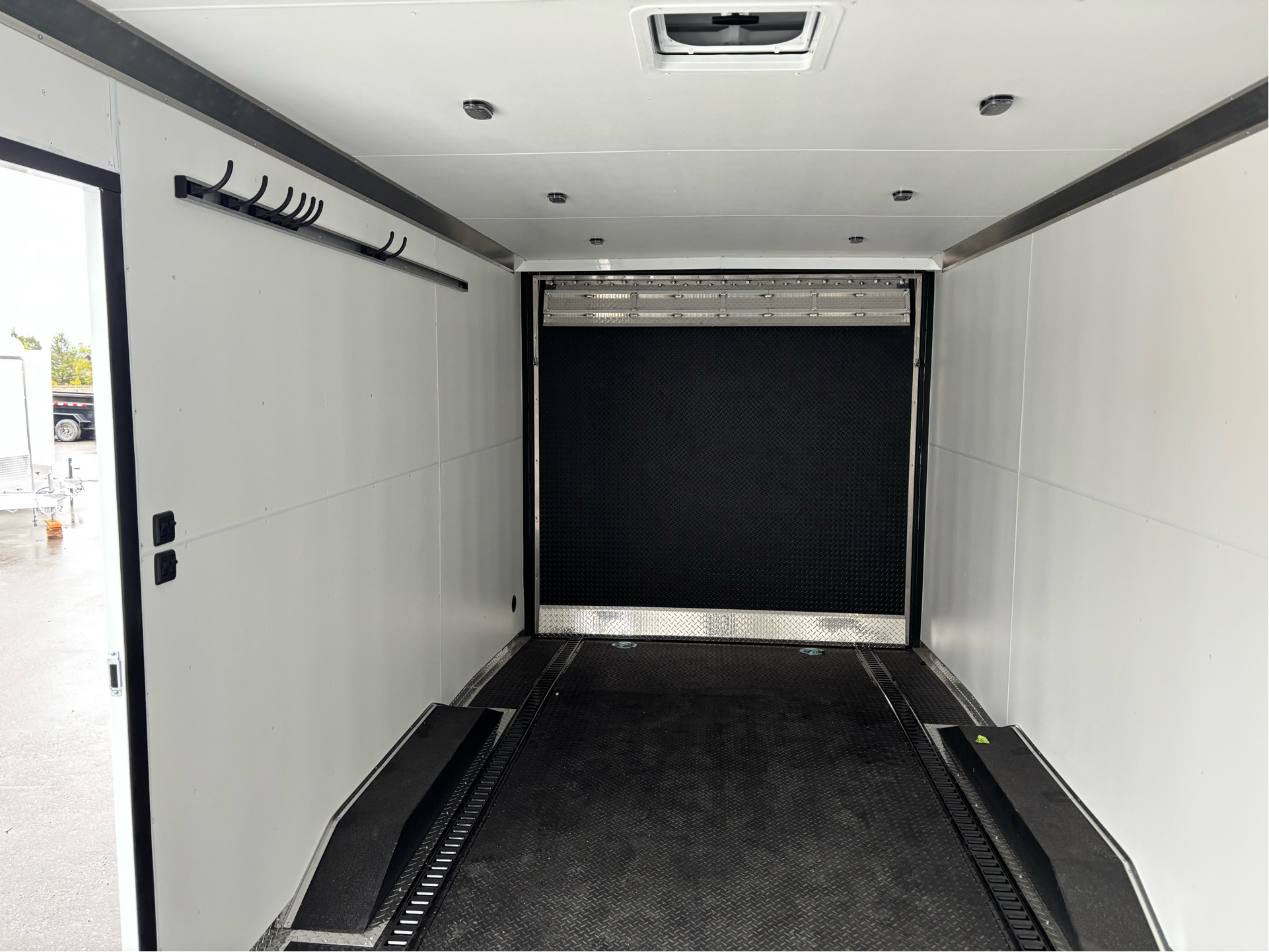 2025 Charmac Trailers 8.5X22 Stealth Car Hauler 12K in Paso Robles, California - Photo 2