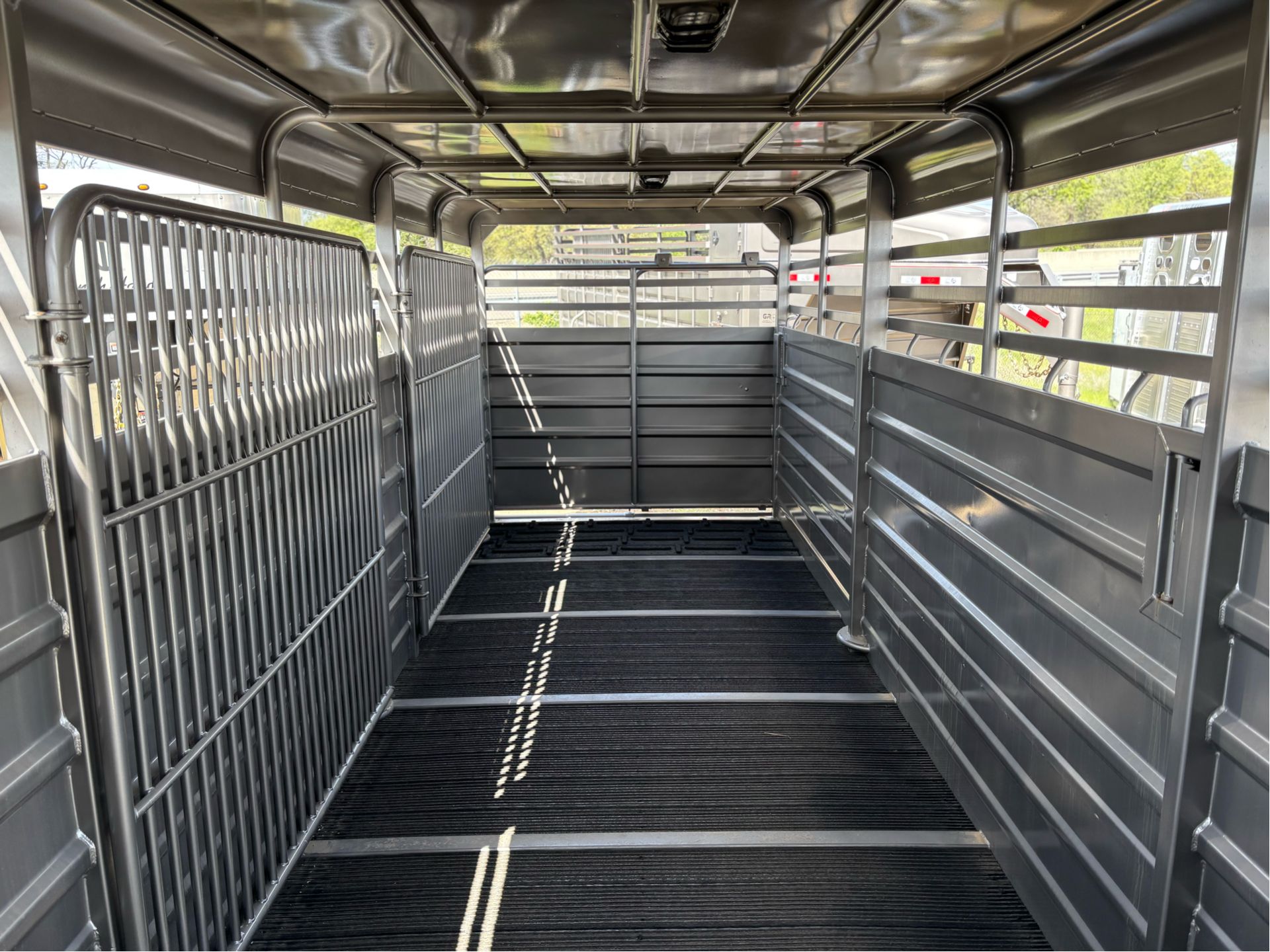 2025 GR TRAILERS 6.8X24 STOCK GN 14K TRAILER in Paso Robles, California - Photo 7