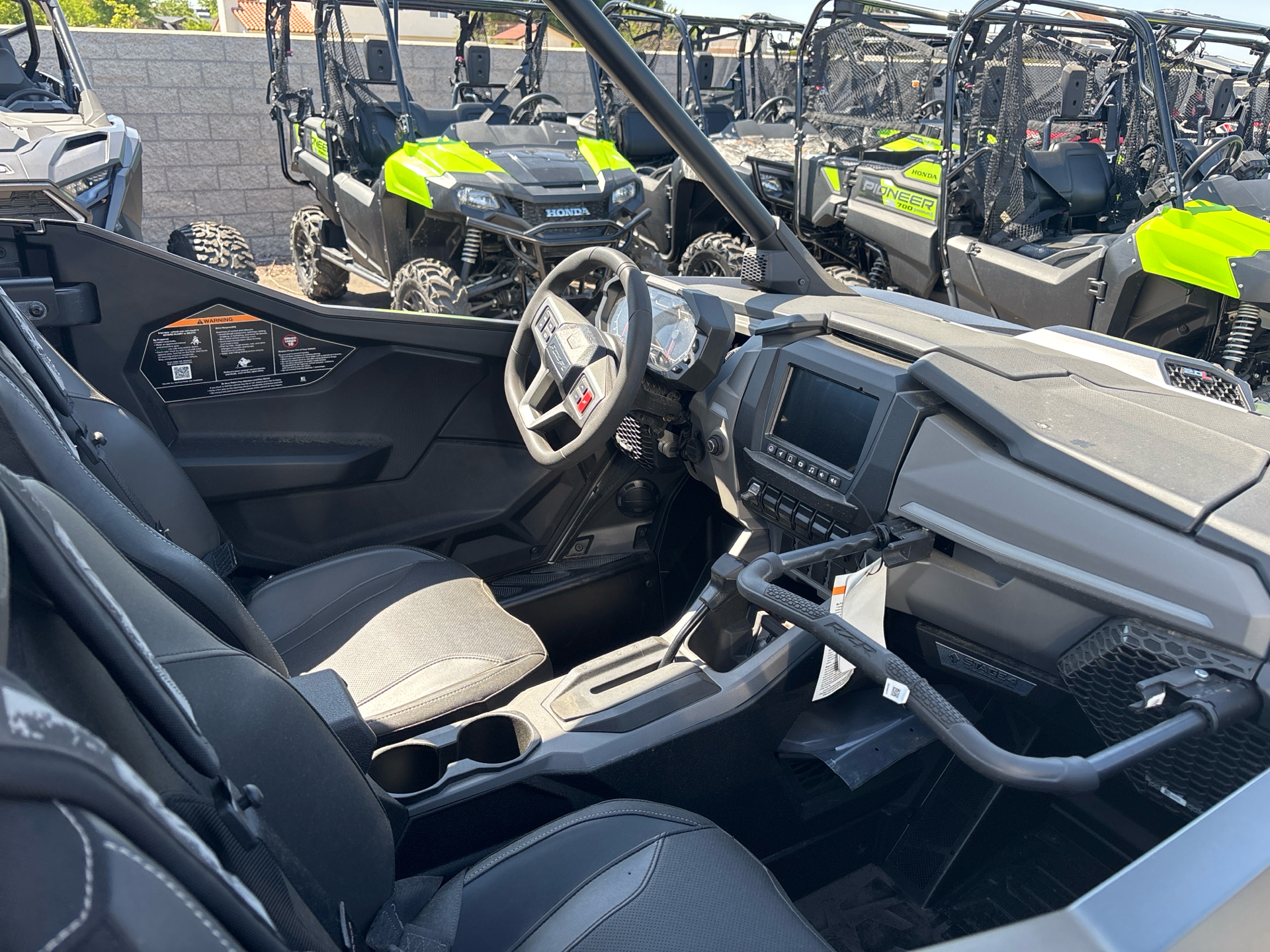 2025 Polaris RZR PRO R Ultimate in Paso Robles, California - Photo 5
