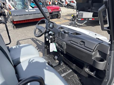 2025 Bobcat UV34 Diesel in Paso Robles, California - Photo 5