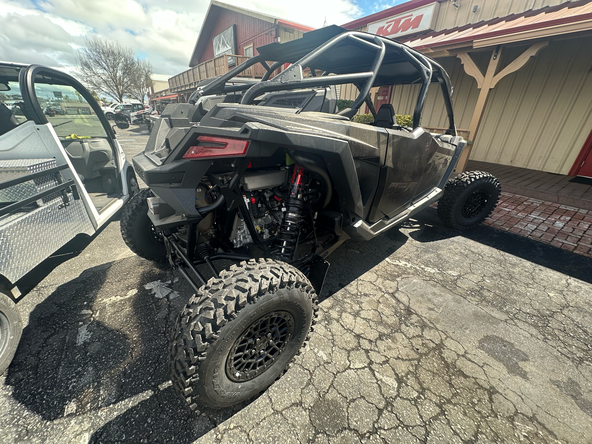 2025 Polaris RZR PRO R 4 Ultimate in Paso Robles, California - Photo 5