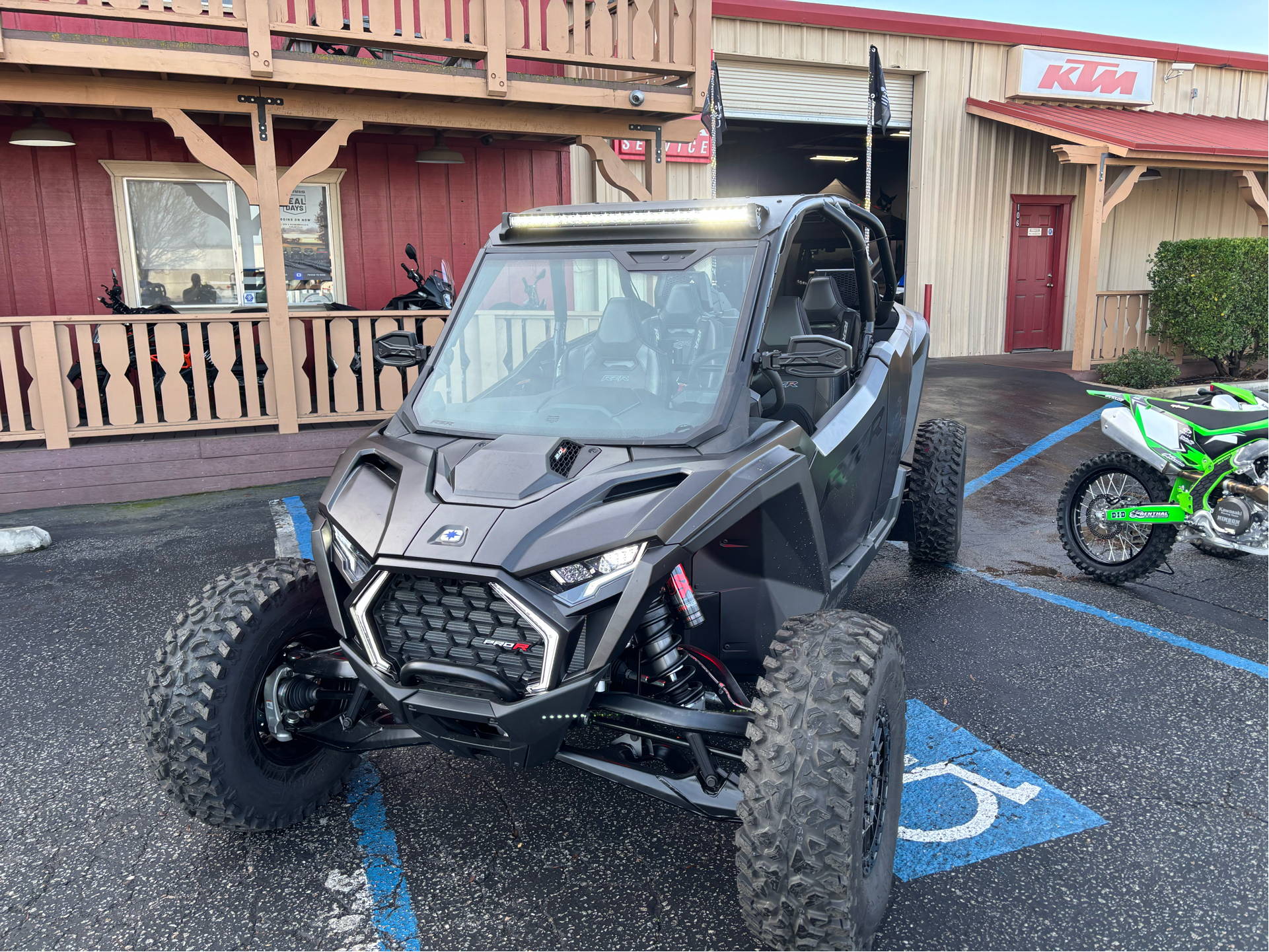 2025 Polaris RZR PRO R 4 Ultimate in Paso Robles, California - Photo 2