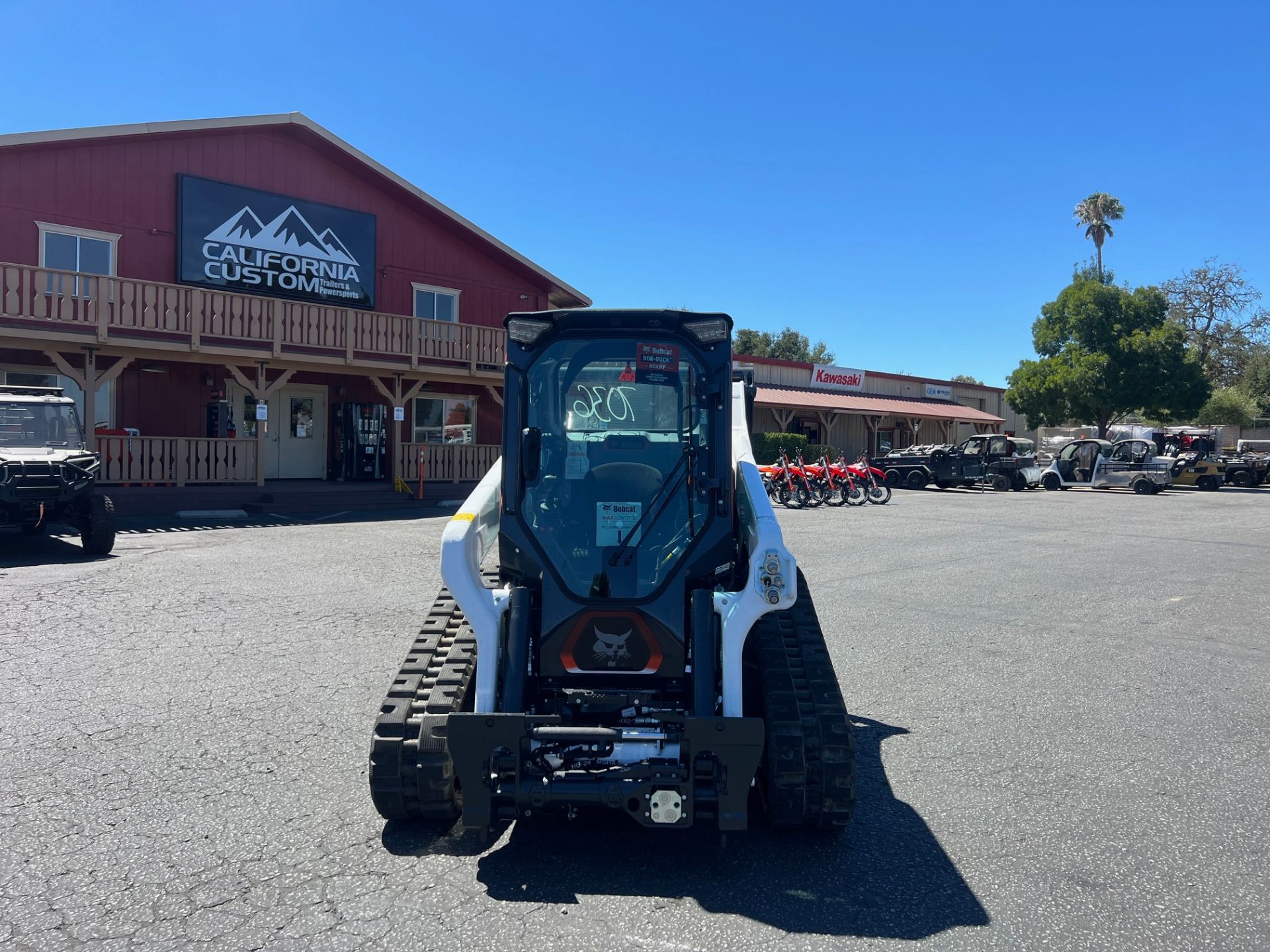 2024 Bobcat T76 PLATINUM EDITION in Paso Robles, California - Photo 3
