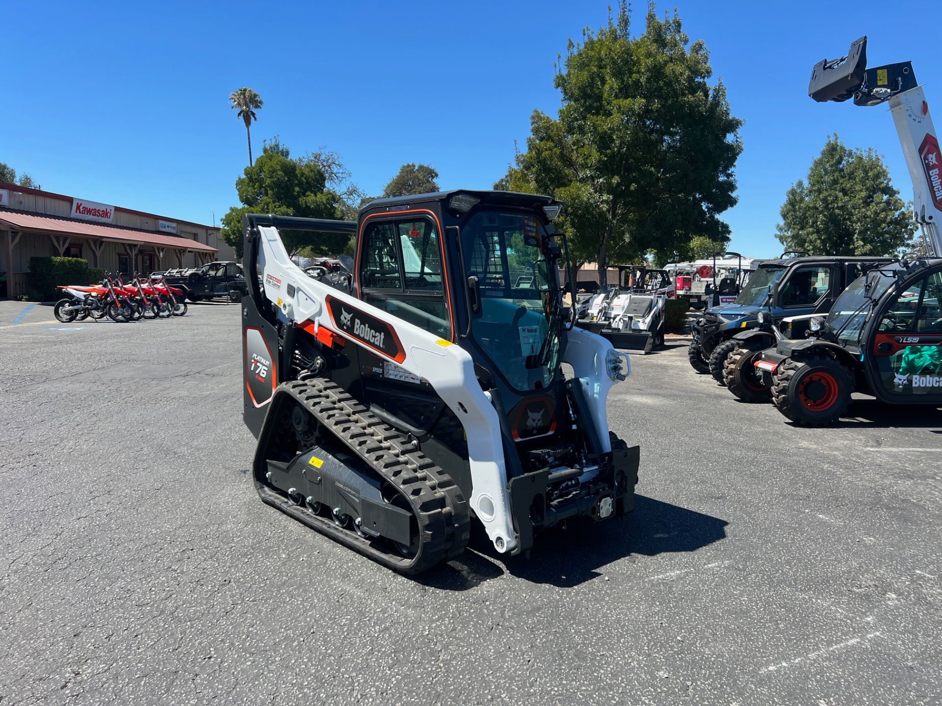 2024 Bobcat T76 PLATINUM EDITION in Paso Robles, California - Photo 4