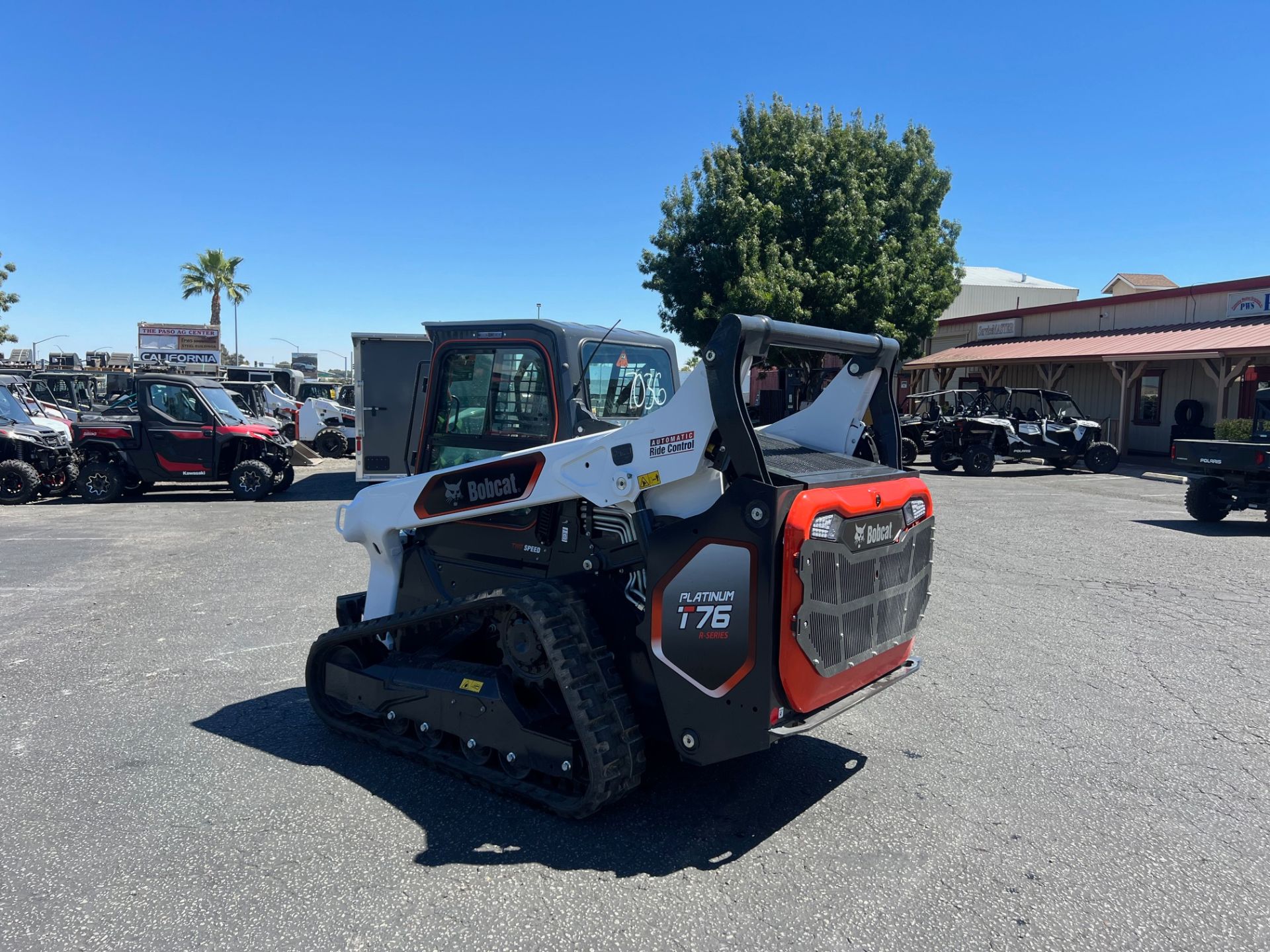 2024 Bobcat T76 PLATINUM EDITION in Paso Robles, California - Photo 8