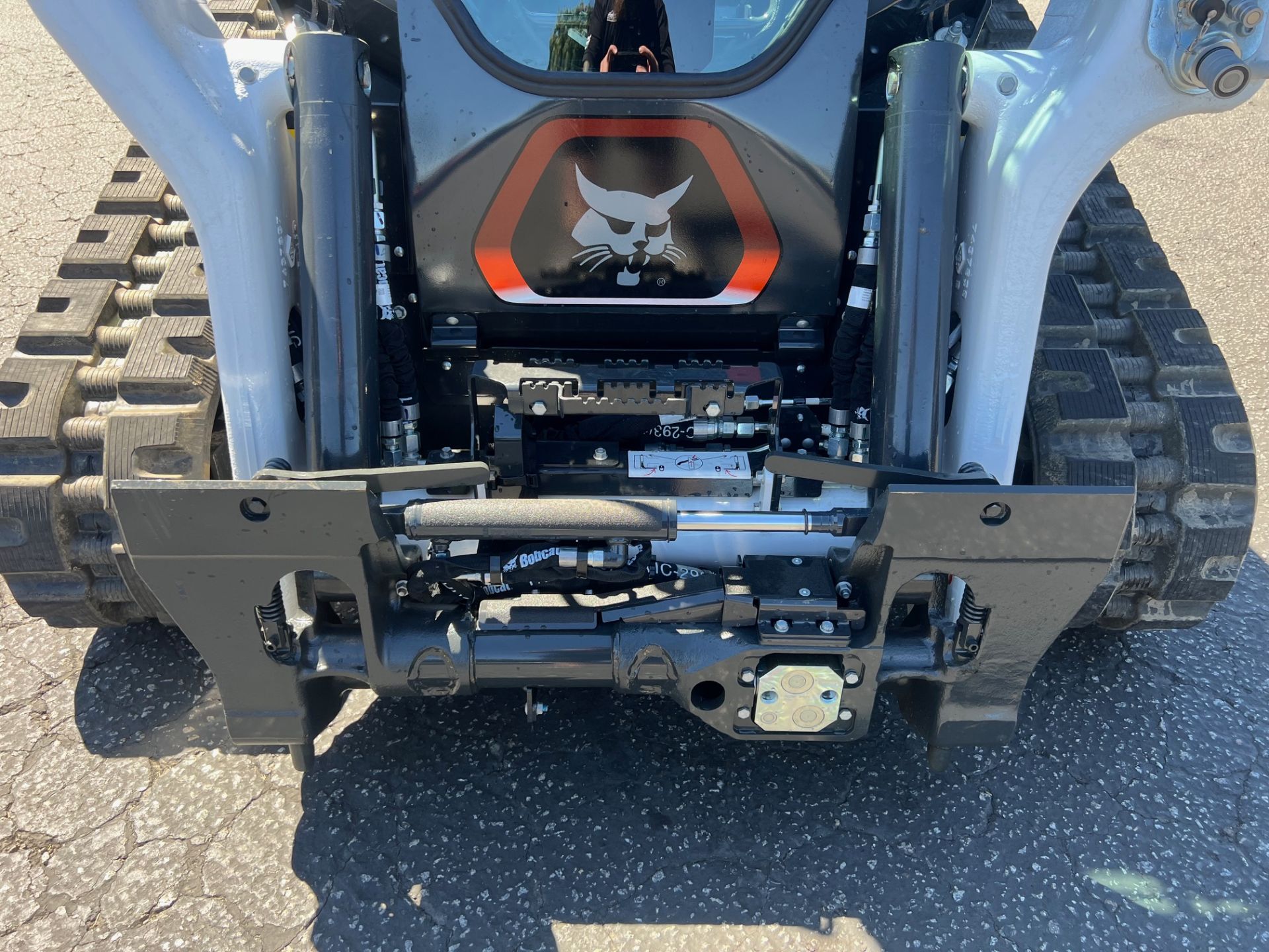 2024 Bobcat T76 PLATINUM EDITION in Paso Robles, California - Photo 10
