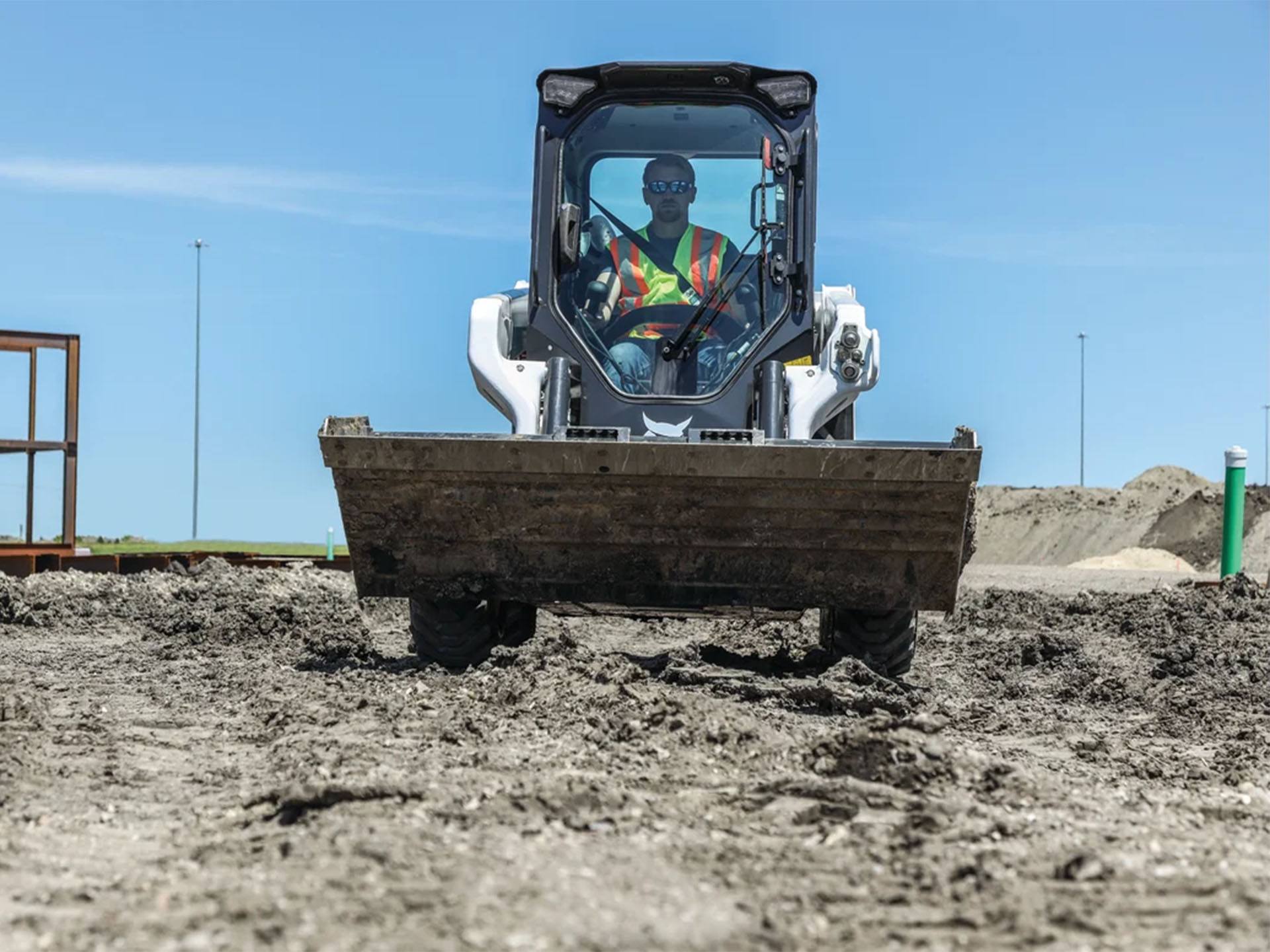 2025 Bobcat T64 COMPACT TRACK LOADER in Paso Robles, California - Photo 11