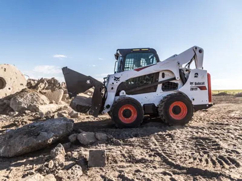 2025 Bobcat 68 in. Combination Bucket in Paso Robles, California - Photo 3