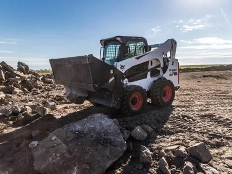 2025 Bobcat 68 in. Combination Bucket in Paso Robles, California - Photo 4