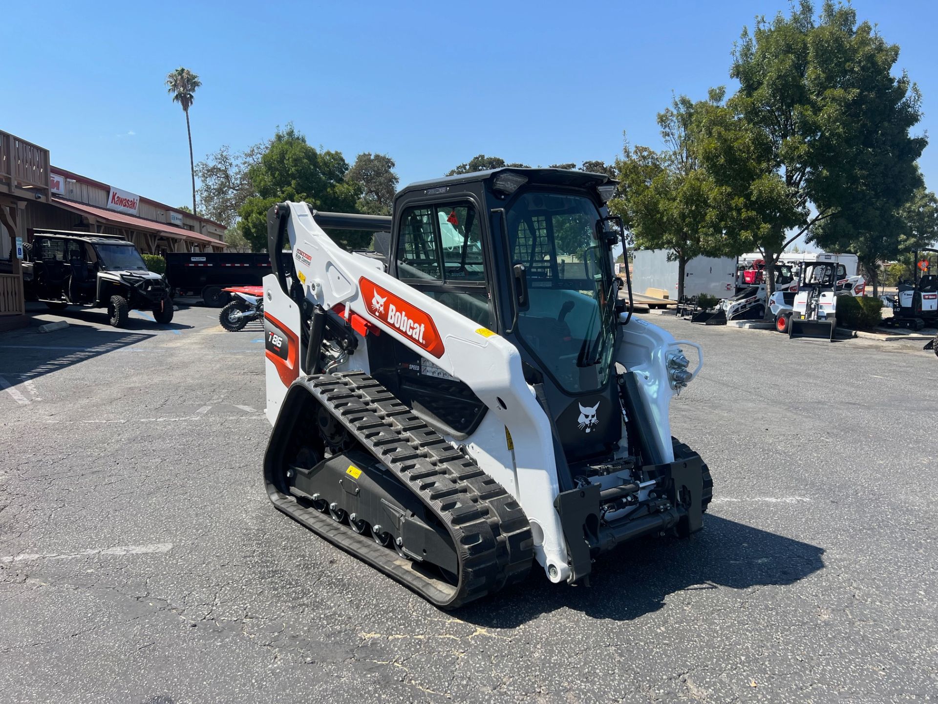 2024 Bobcat T86 in Paso Robles, California - Photo 3