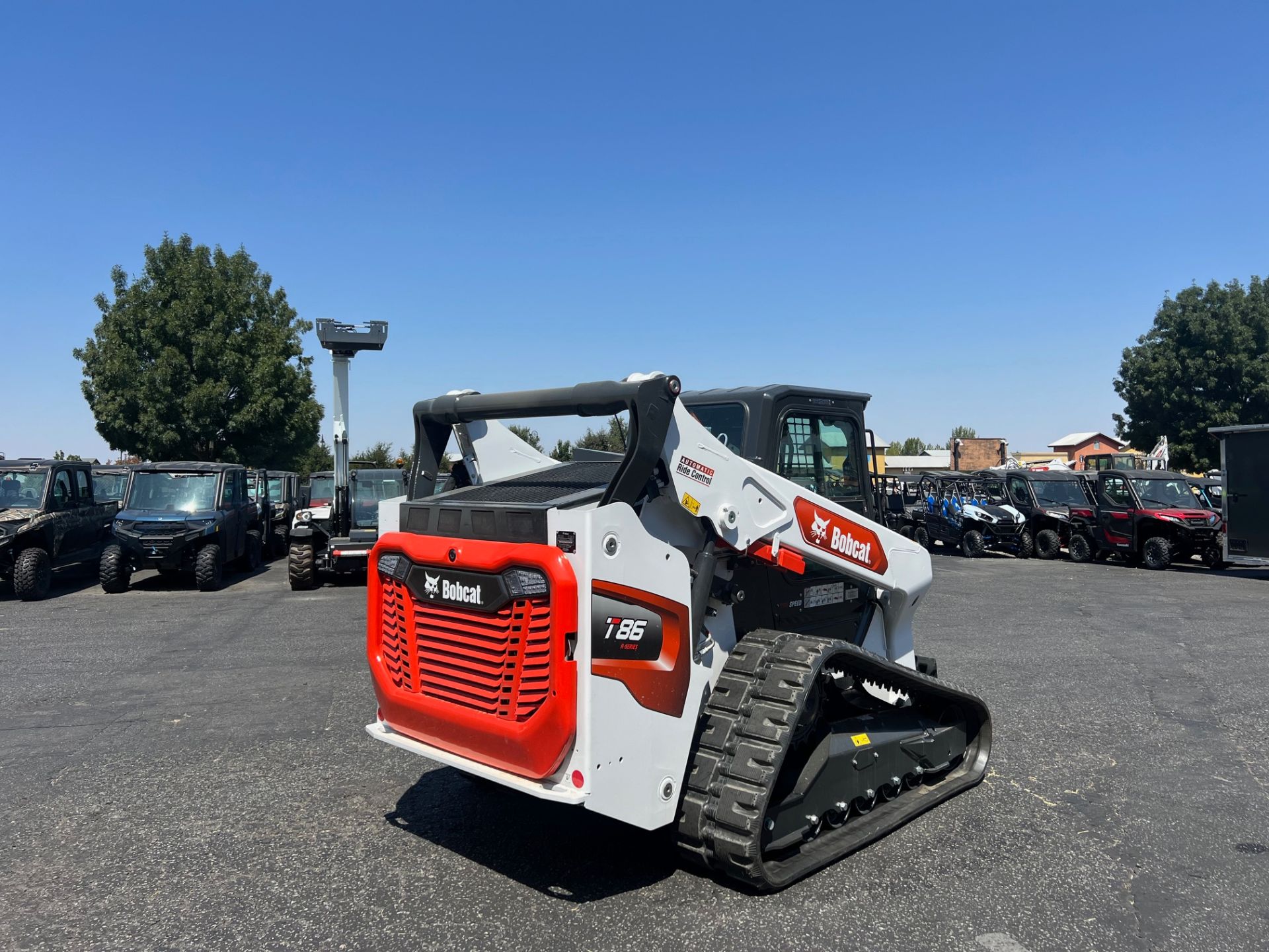 2024 Bobcat T86 in Paso Robles, California - Photo 5
