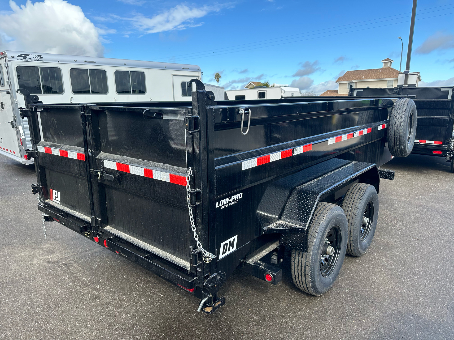 2025 PJ Trailers 7x14x3 DUMP DM 14K in Paso Robles, California - Photo 3
