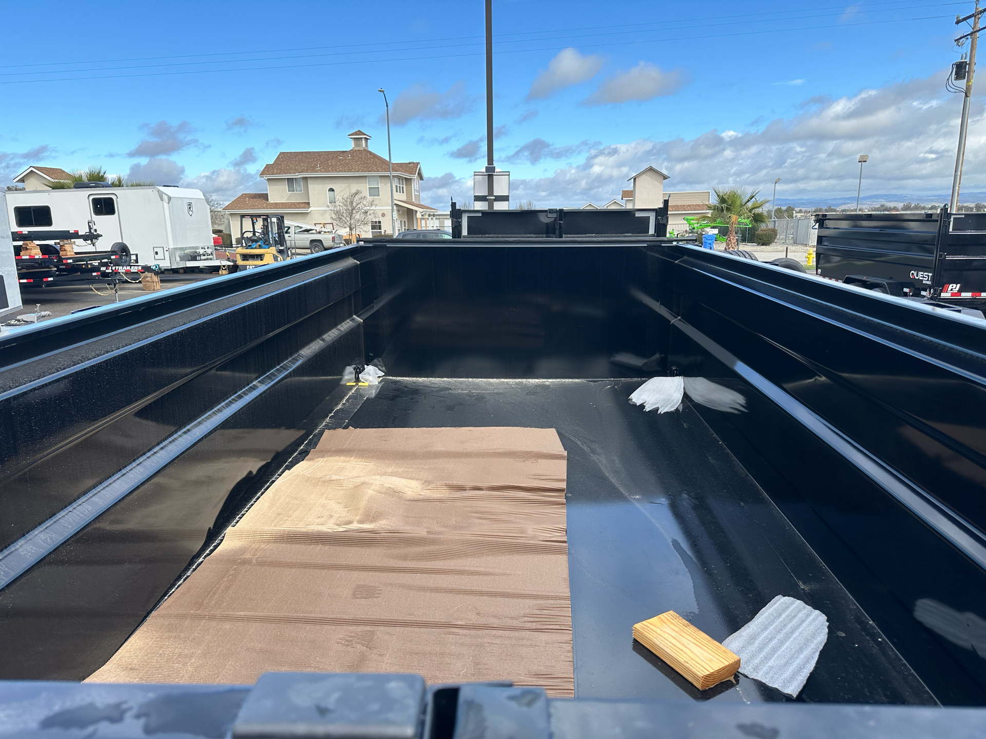2025 PJ Trailers 7x14x3 DUMP DM 14K in Paso Robles, California - Photo 4