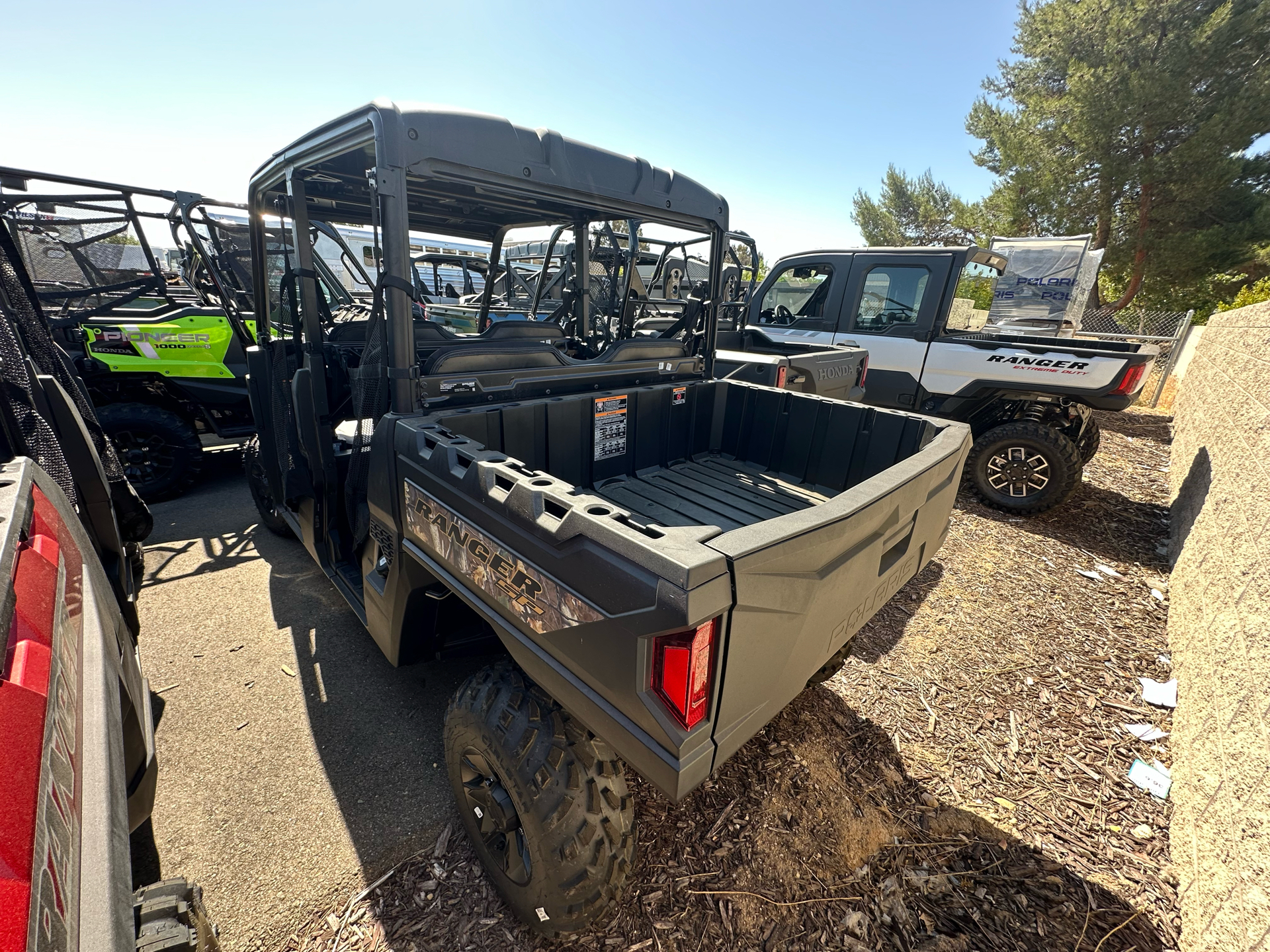 2025 Polaris Ranger Crew SP 570 Premium in Paso Robles, California - Photo 4