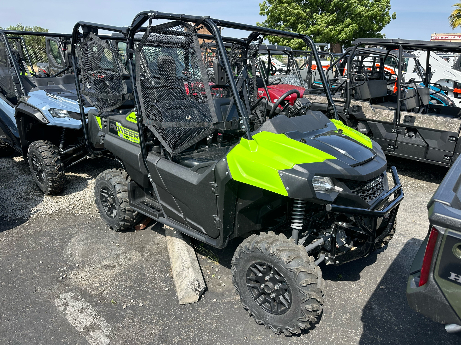 2024 Honda Pioneer 700-4 Deluxe in Paso Robles, California - Photo 2