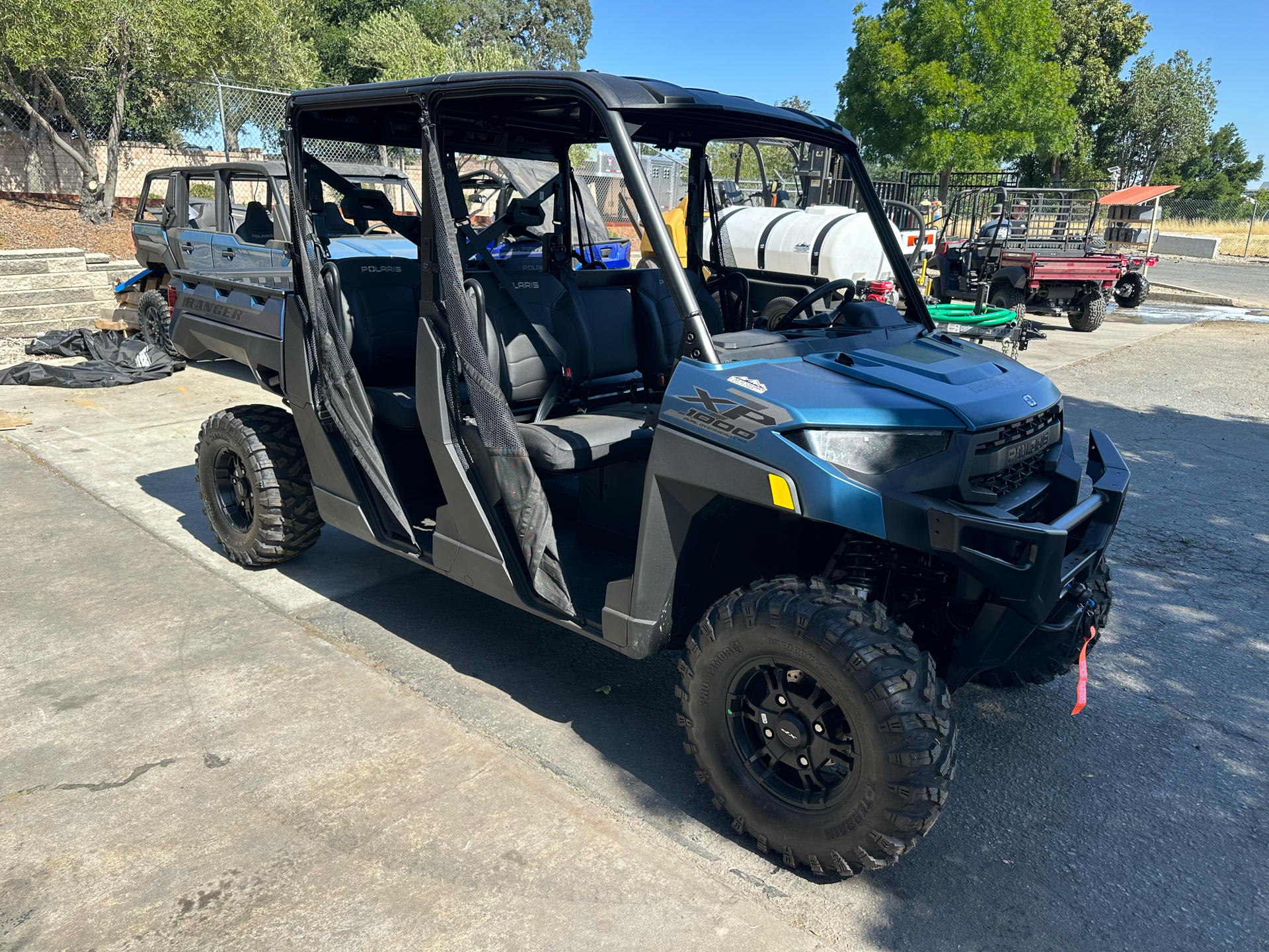 2025 Polaris Ranger Crew XP 1000 Premium in Paso Robles, California - Photo 2